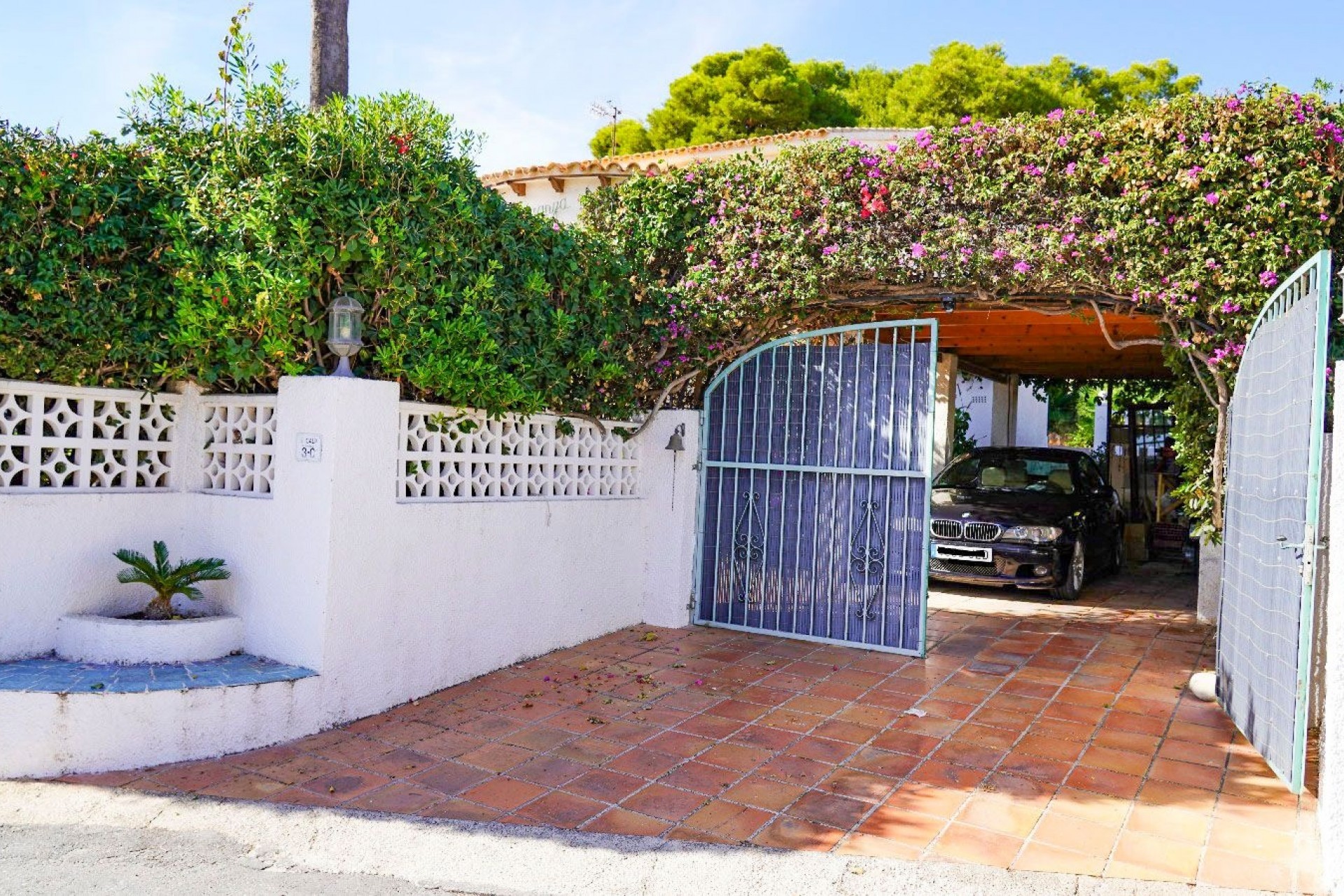 Resale - Villa -
Calpe - Ortenbach