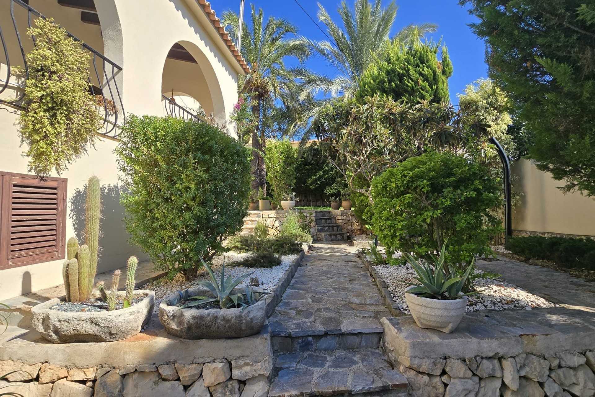 Resale - Villa -
Calpe - Partida Calalga