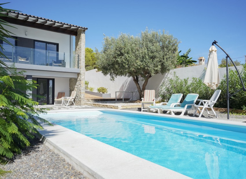 Resale - Villa -
Calpe - Partida Enchinent