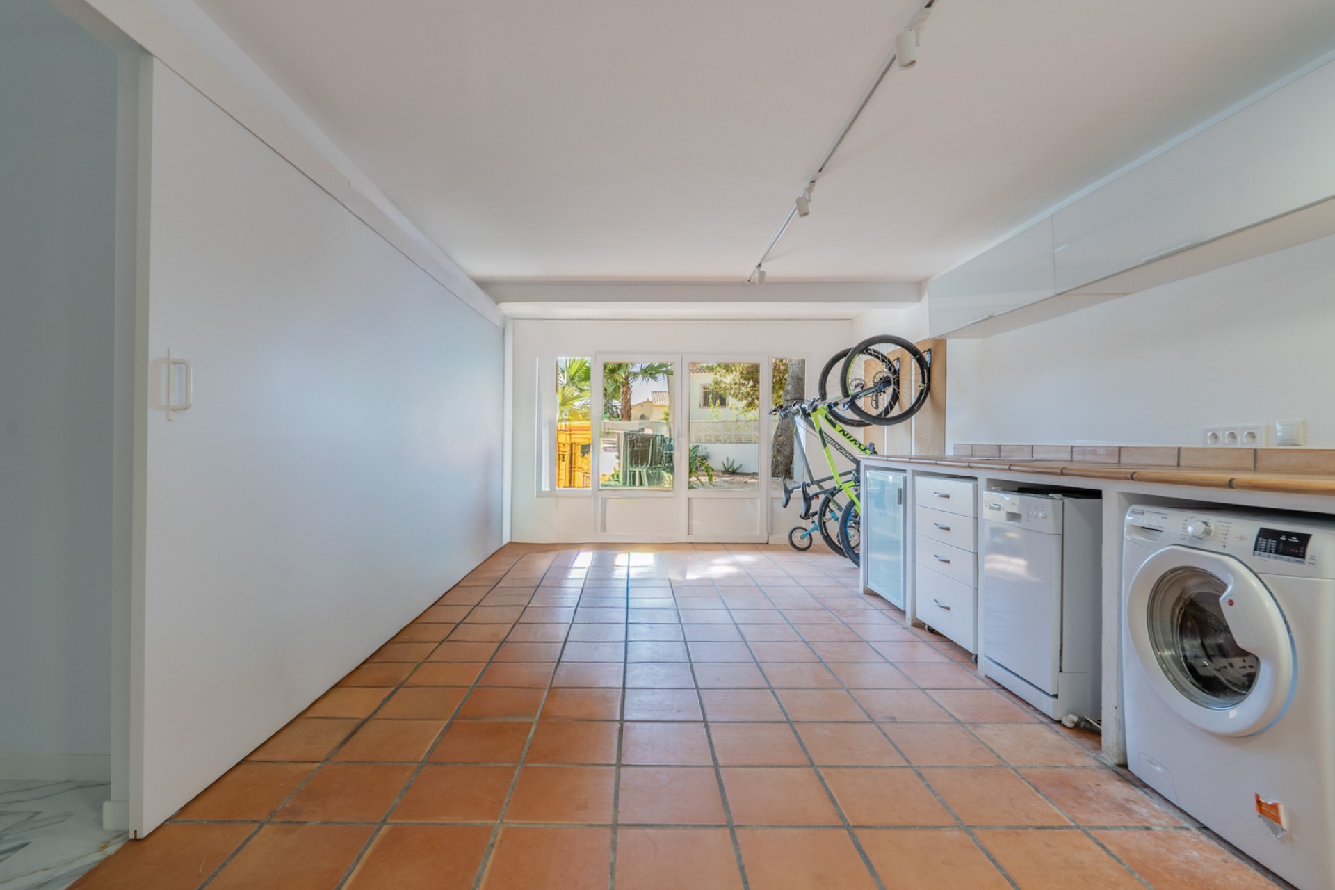 Resale - Villa -
Calpe - Partida Enchinent