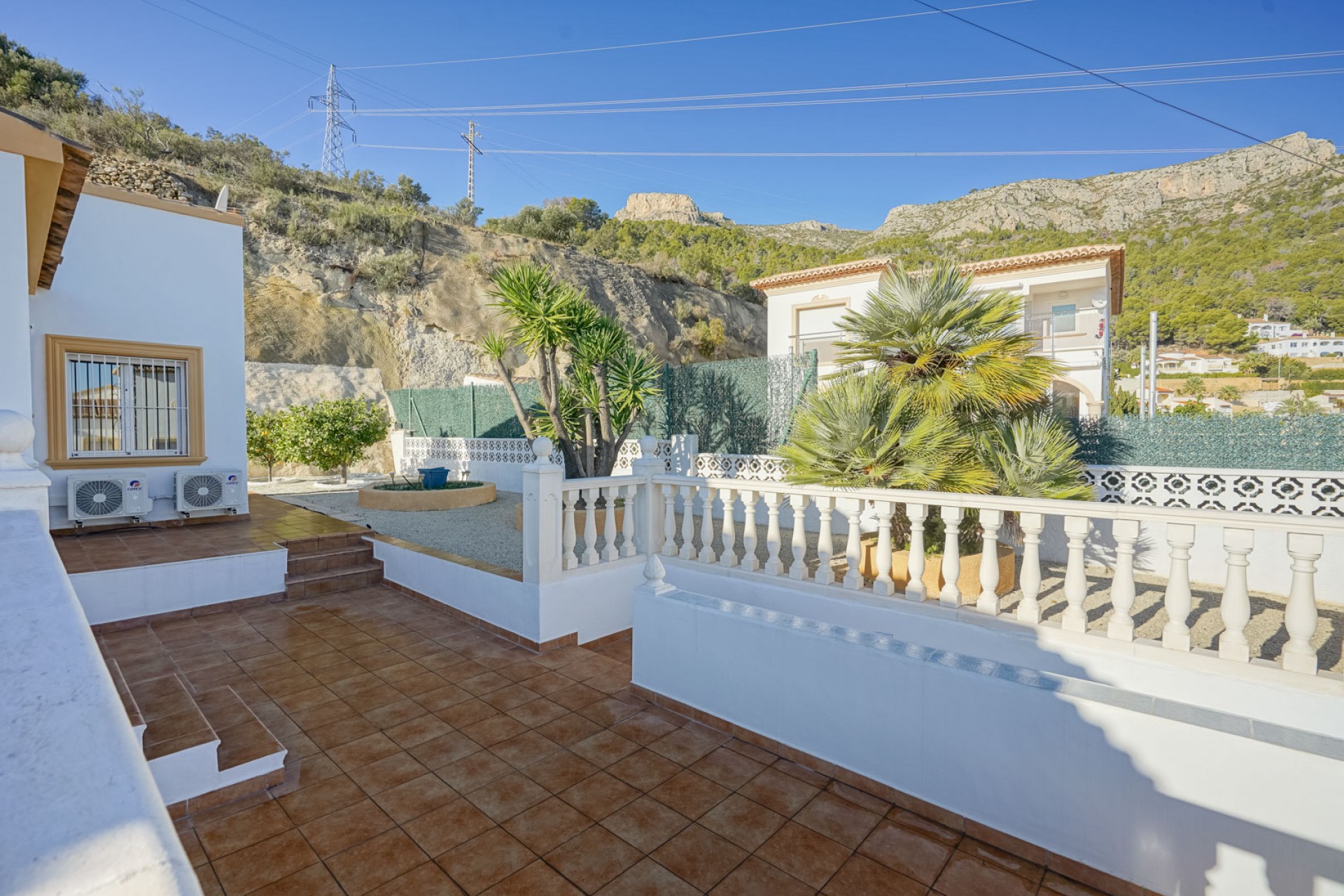 Resale - Villa -
Calpe - Partida Les Cucarres