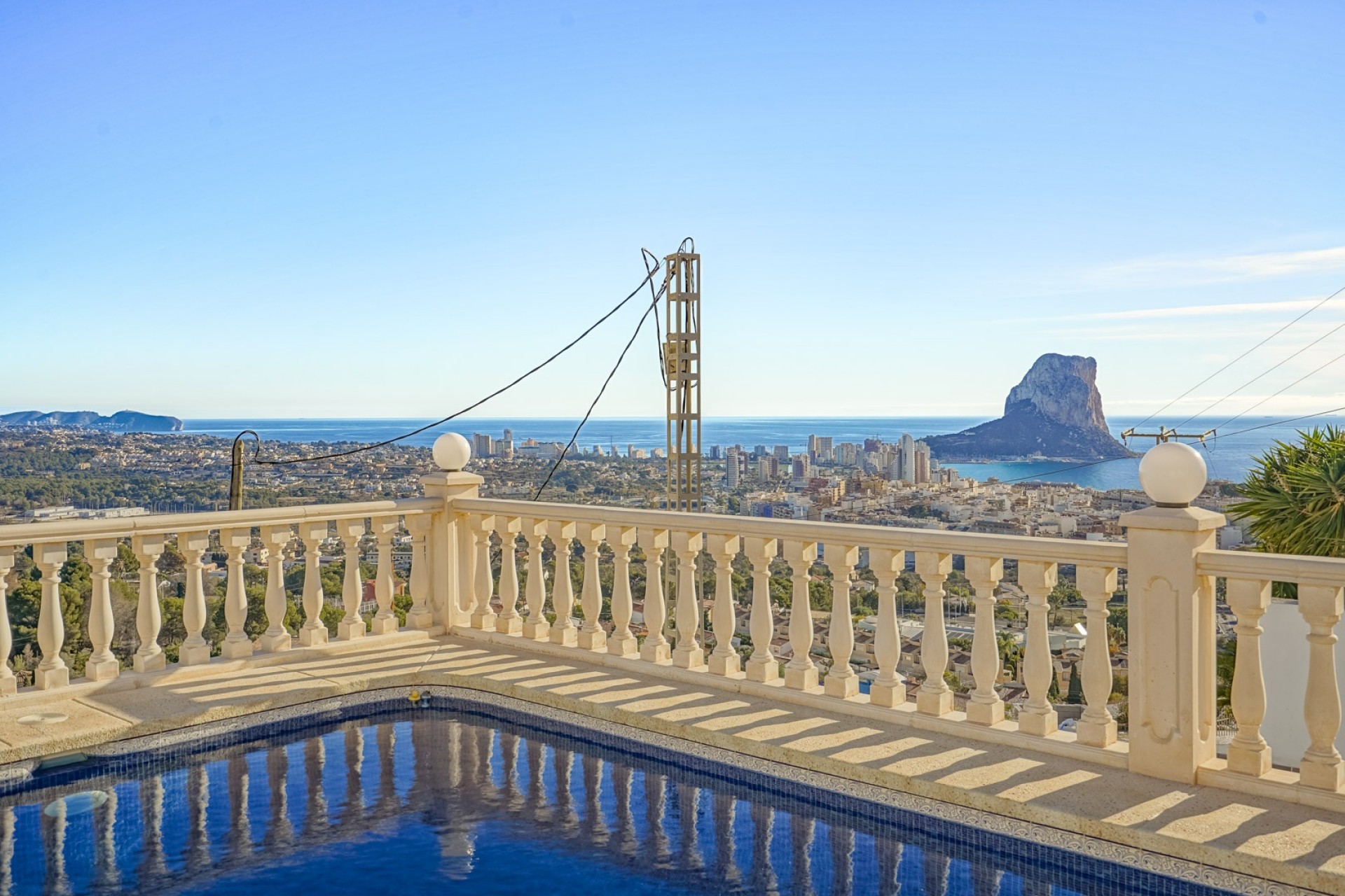 Resale - Villa -
Calpe - Partida Les Cucarres
