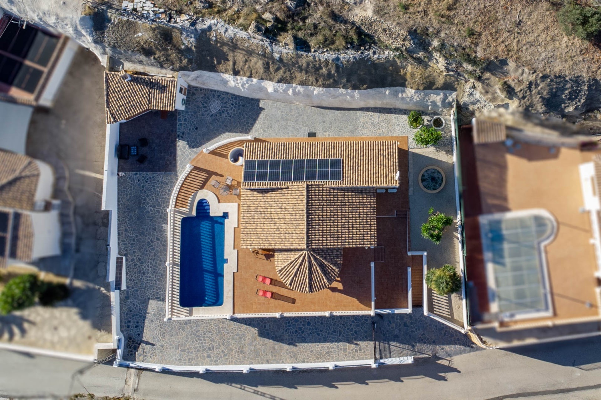 Resale - Villa -
Calpe - Partida Les Cucarres