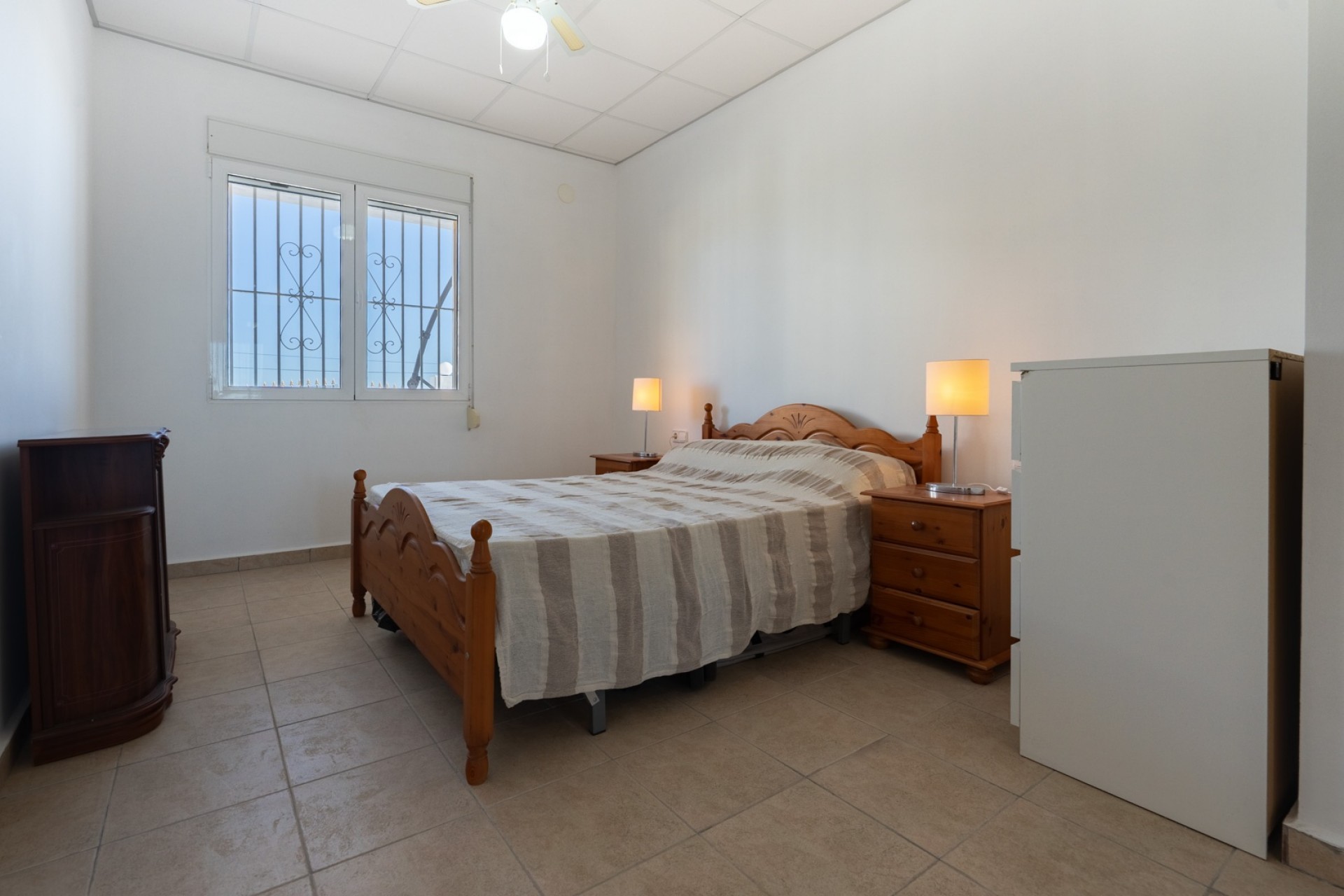 Resale - Villa -
Calpe - Partida Les Cucarres