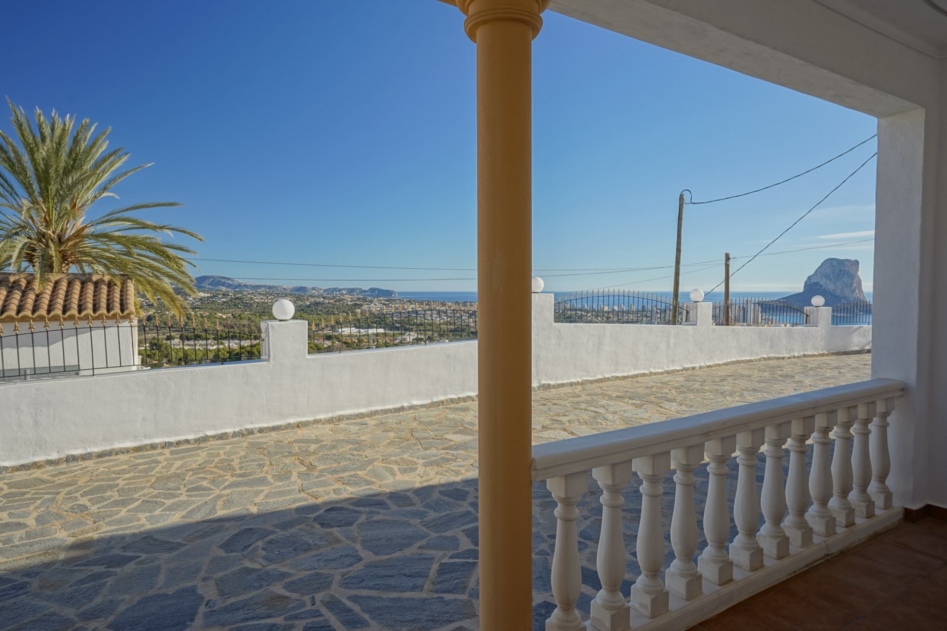 Resale - Villa -
Calpe - Partida Les Cucarres