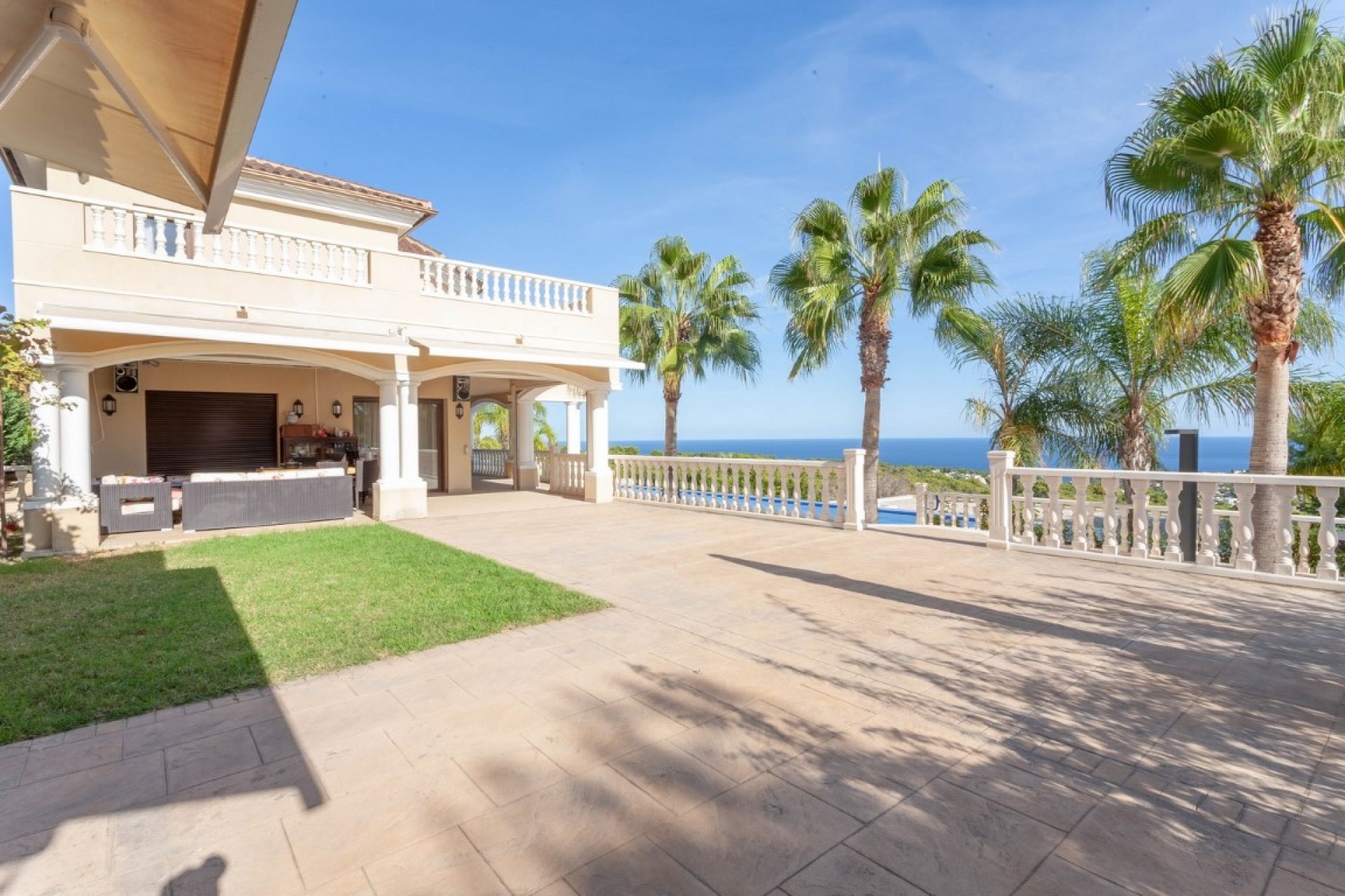 Resale - Villa -
Calpe - Ragol de Galeno