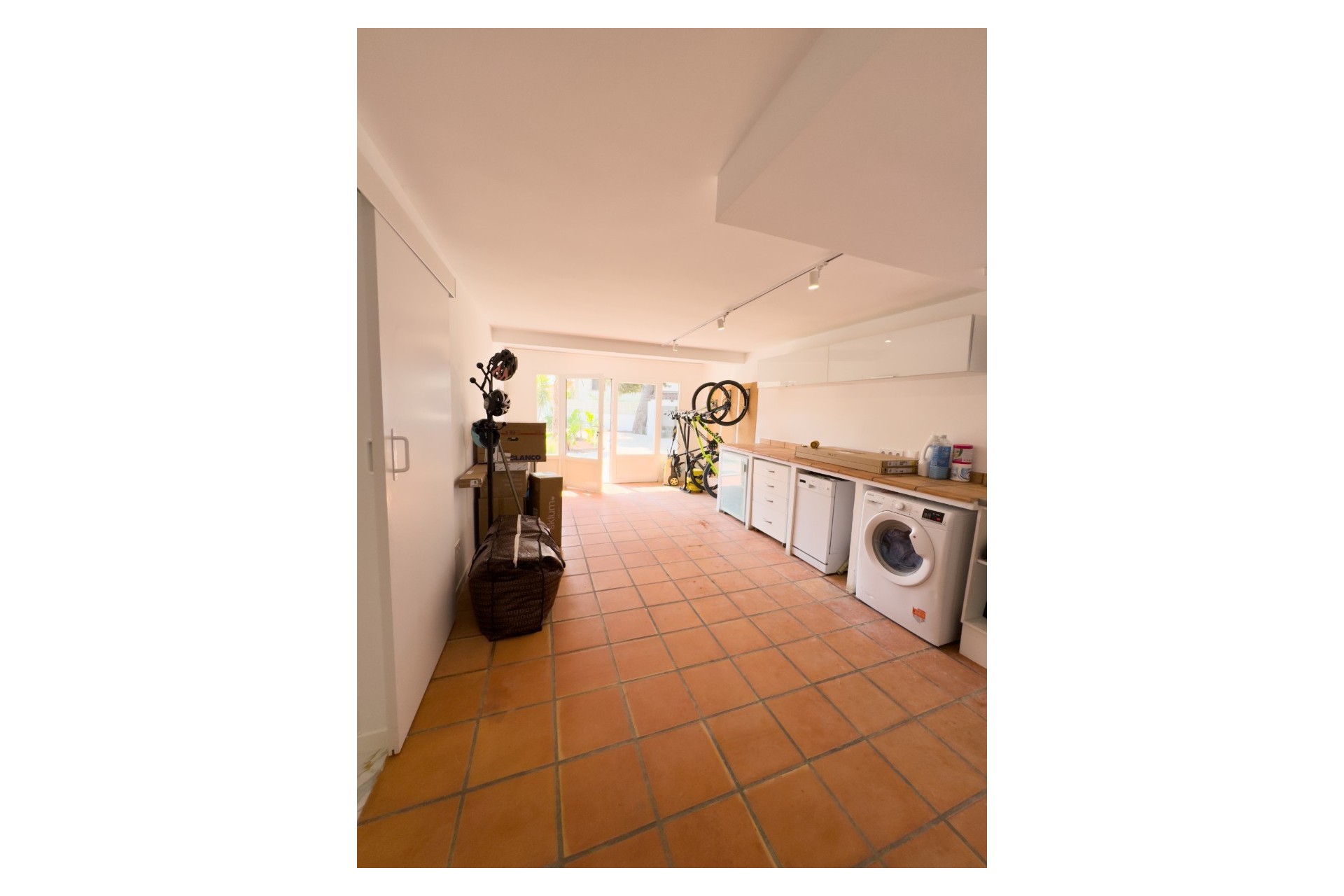 Resale - Villa -
Calpe - Zona Playa del Bol - Puerto
