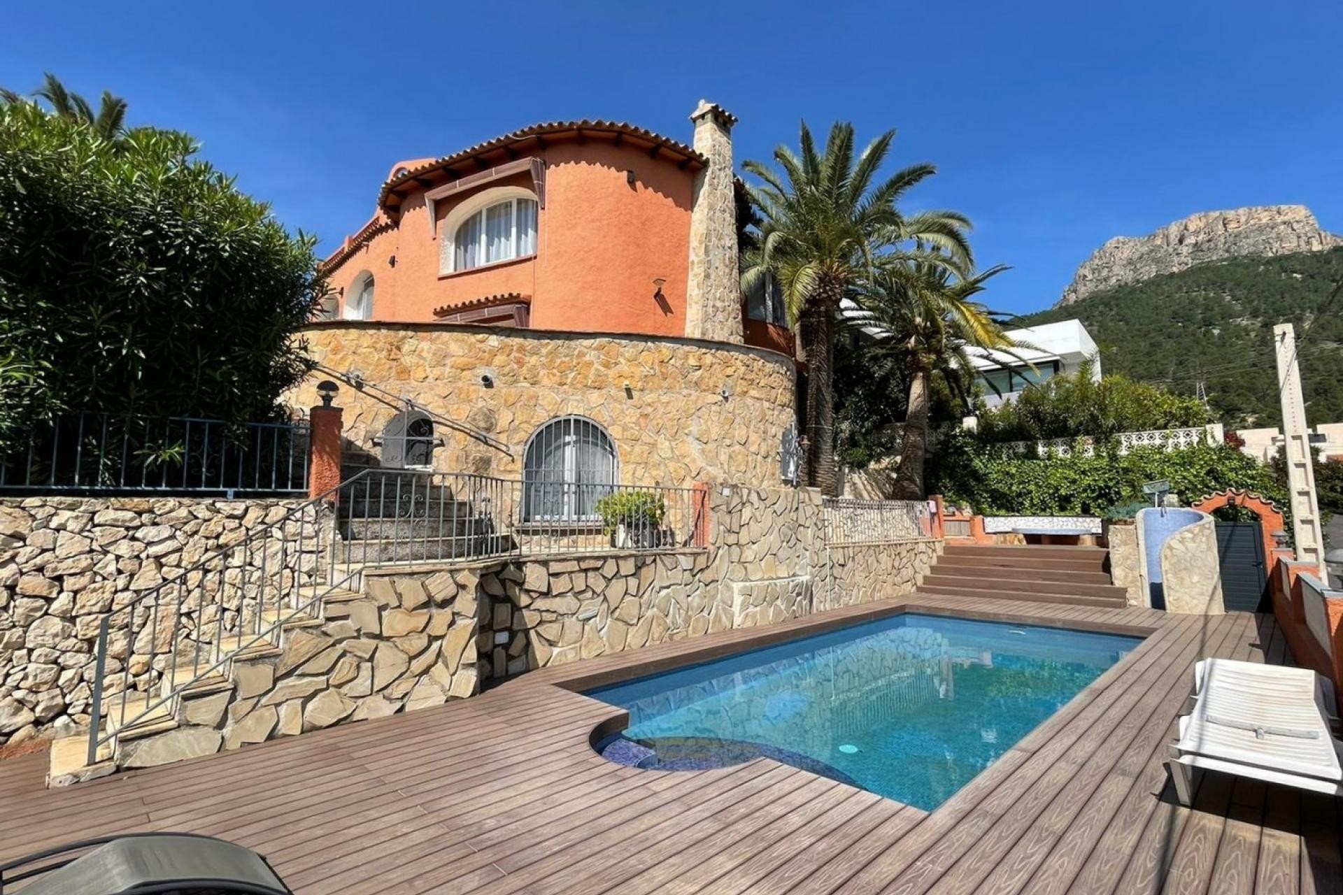 Resale - Villa -
Calpe