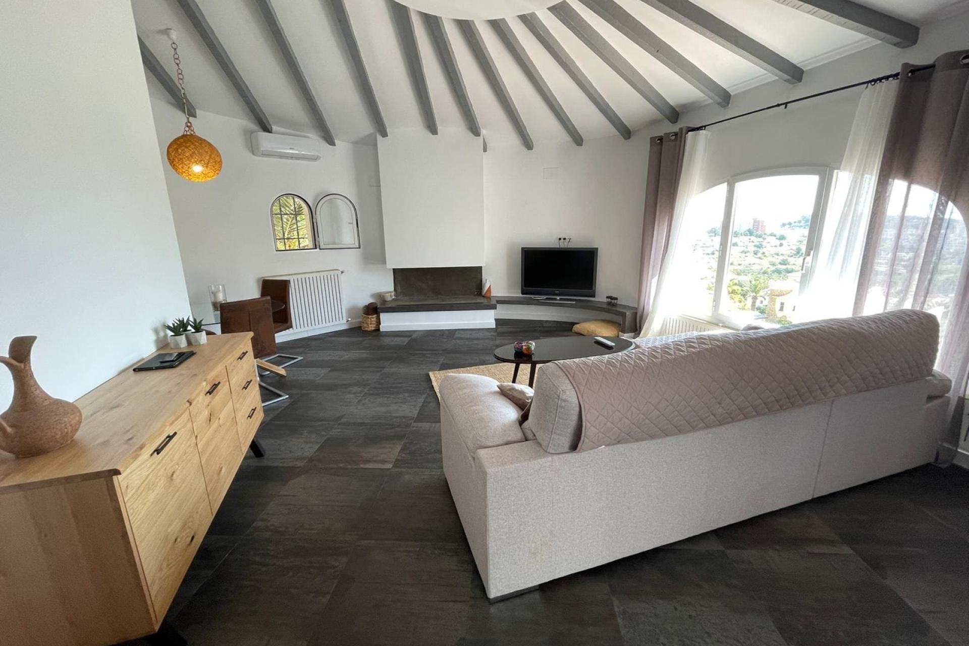 Resale - Villa -
Calpe