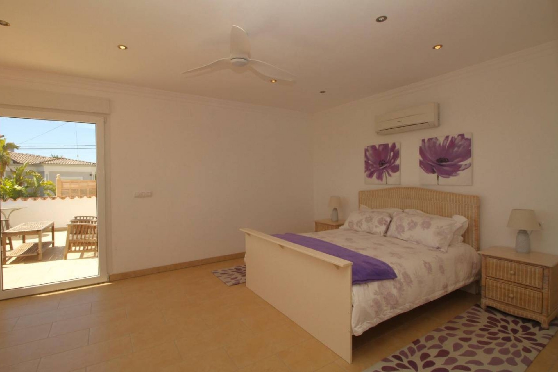 Resale - Villa -
Calpe