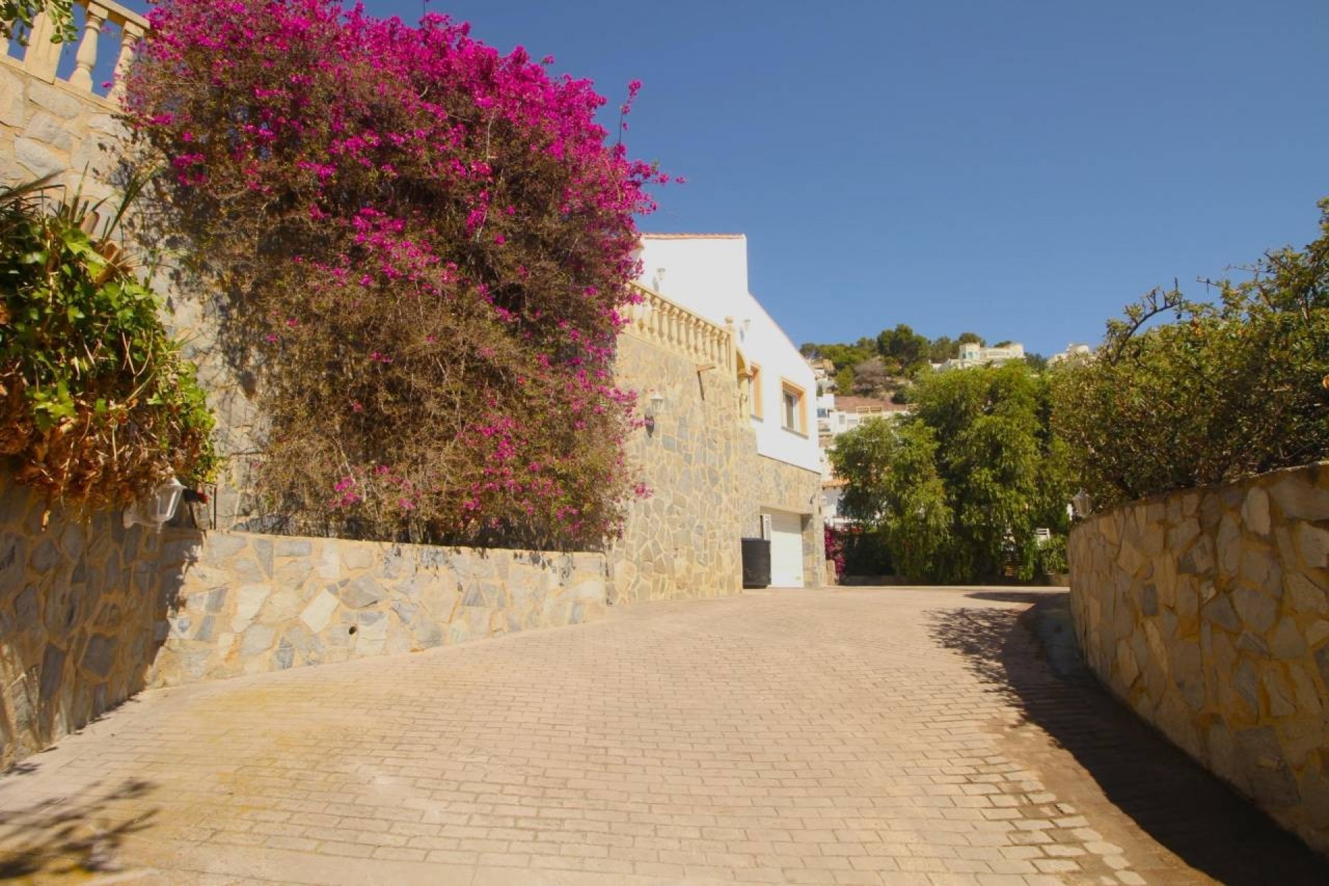 Resale - Villa -
Calpe