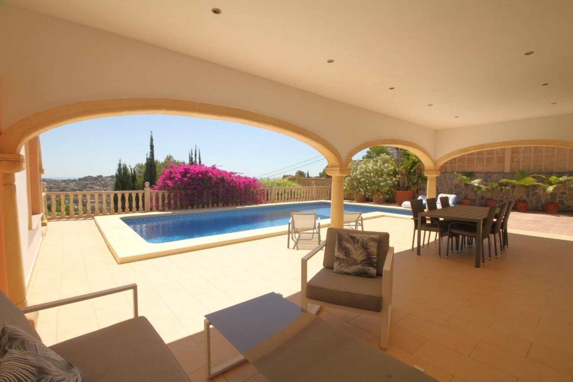 Resale - Villa -
Calpe