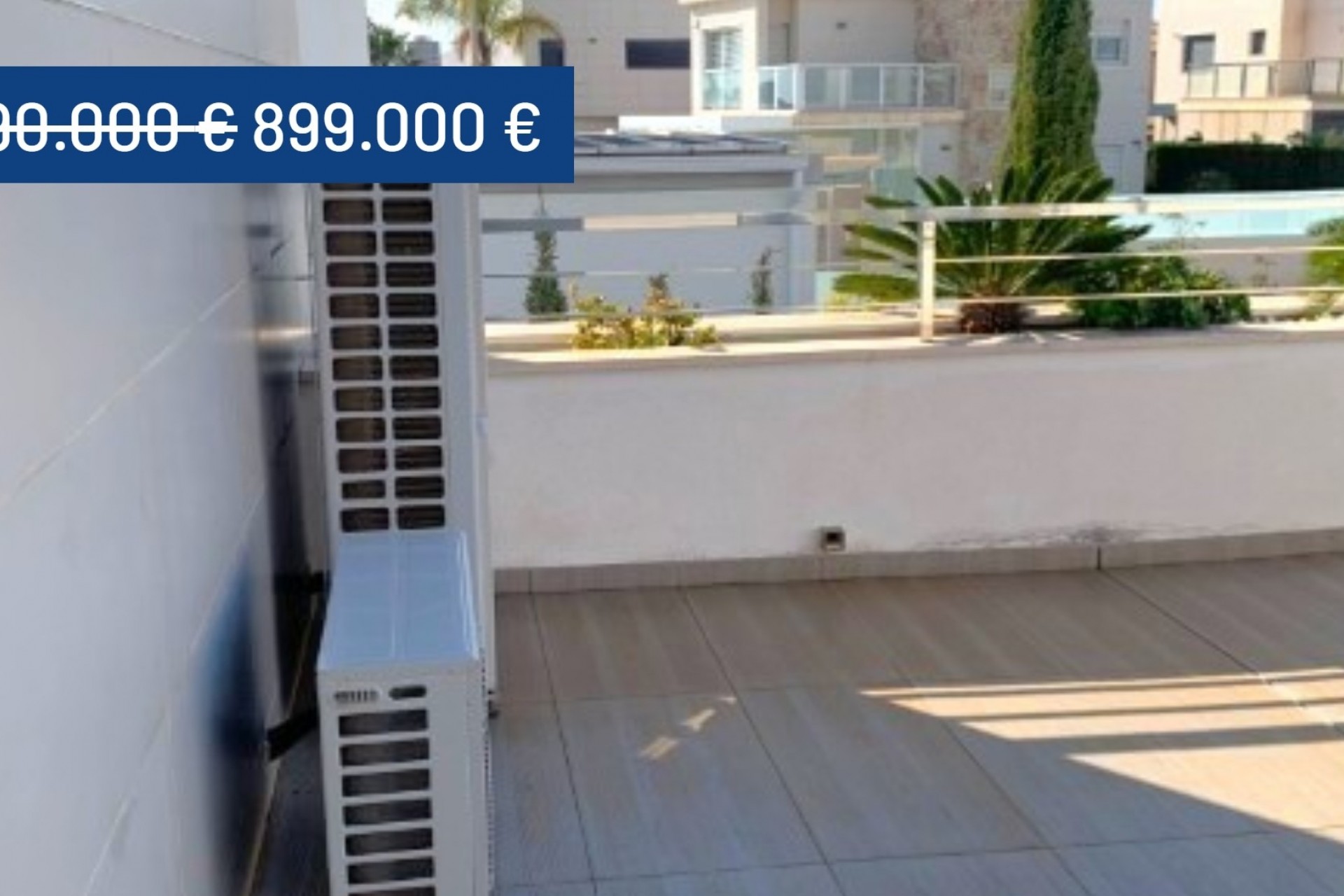 Resale - Villa -
Campoamor