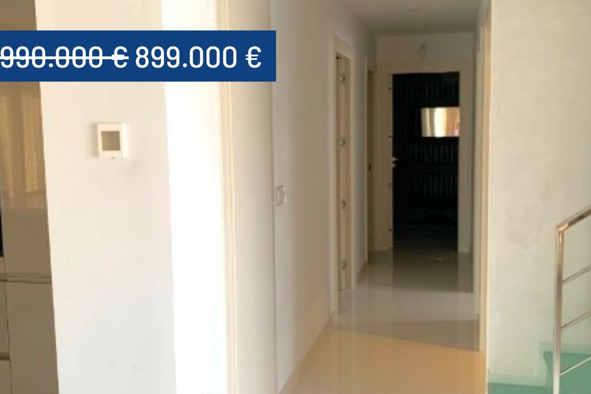 Resale - Villa -
Campoamor