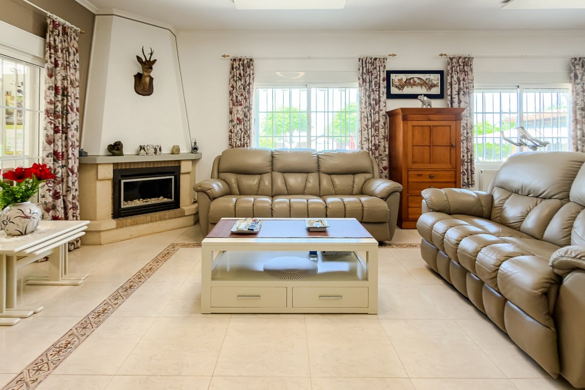 Resale - Villa -
CATRAL - Catral