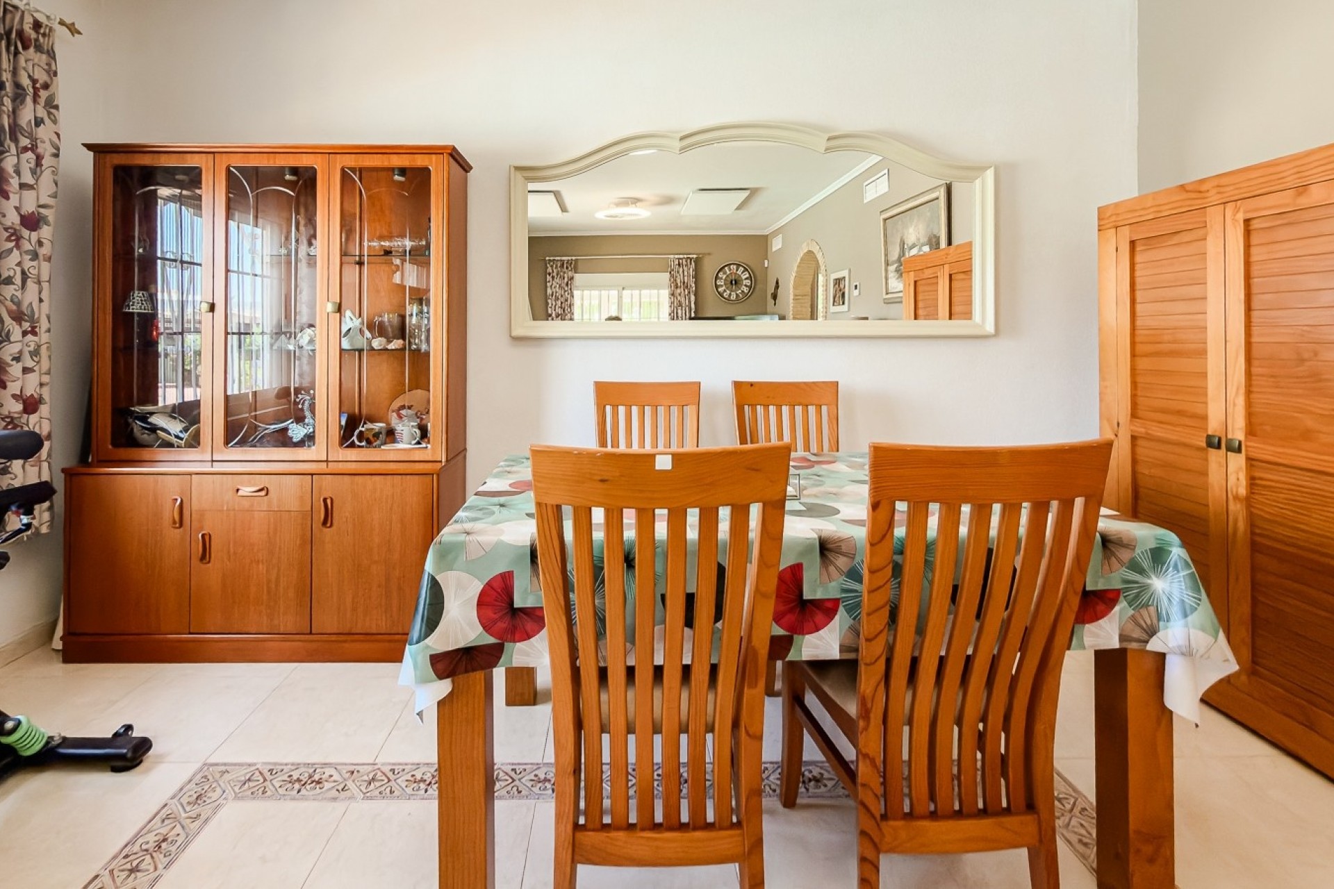 Resale - Villa -
CATRAL - Catral