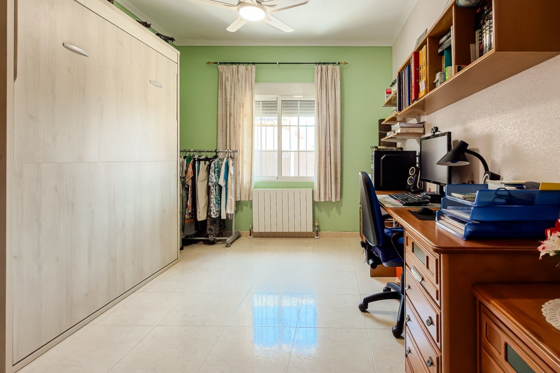 Resale - Villa -
CATRAL - Catral