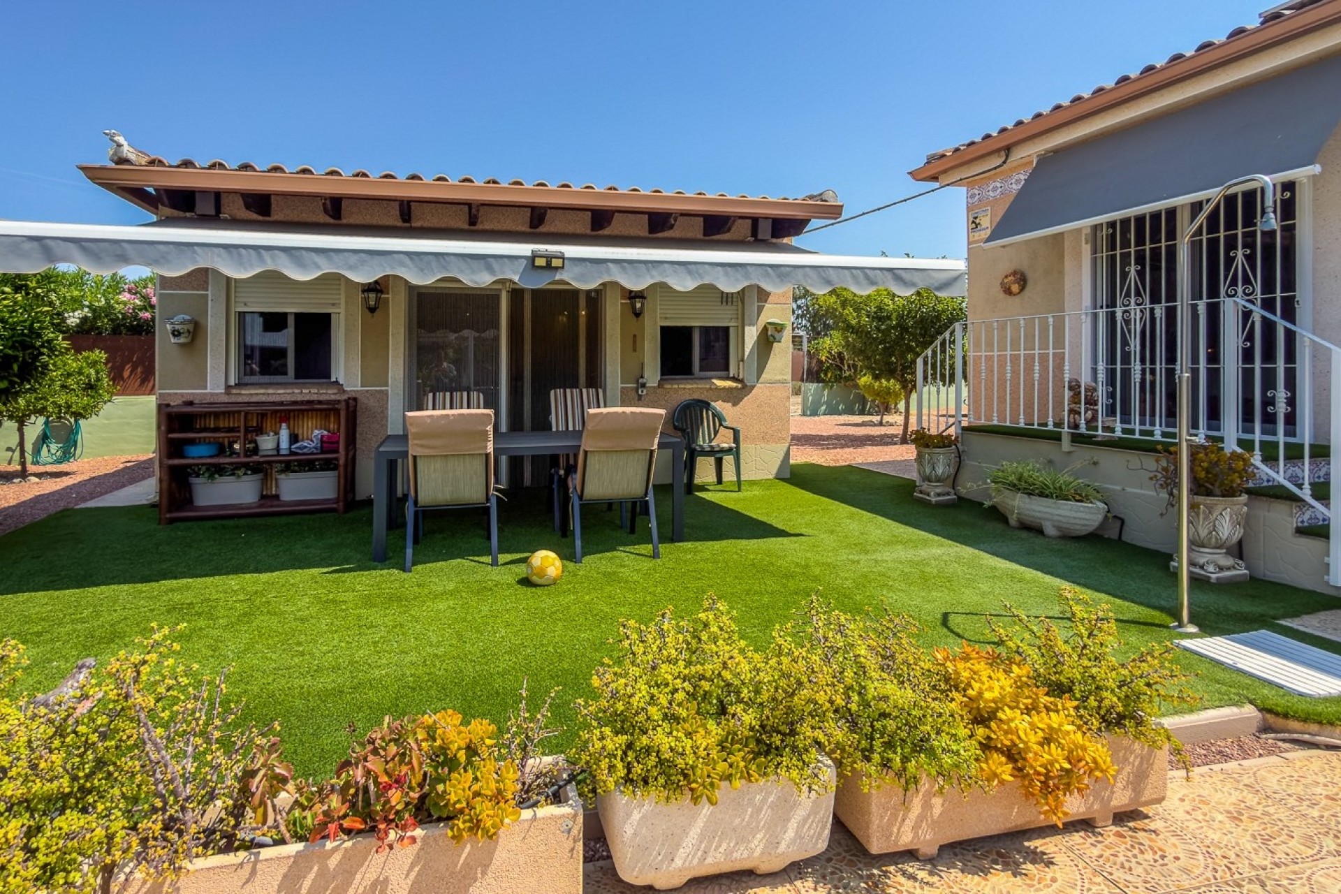 Resale - Villa -
CATRAL - Catral