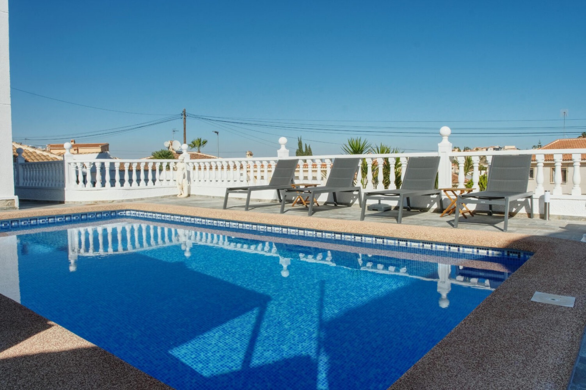 Resale - Villa -
Ciudad Quesada