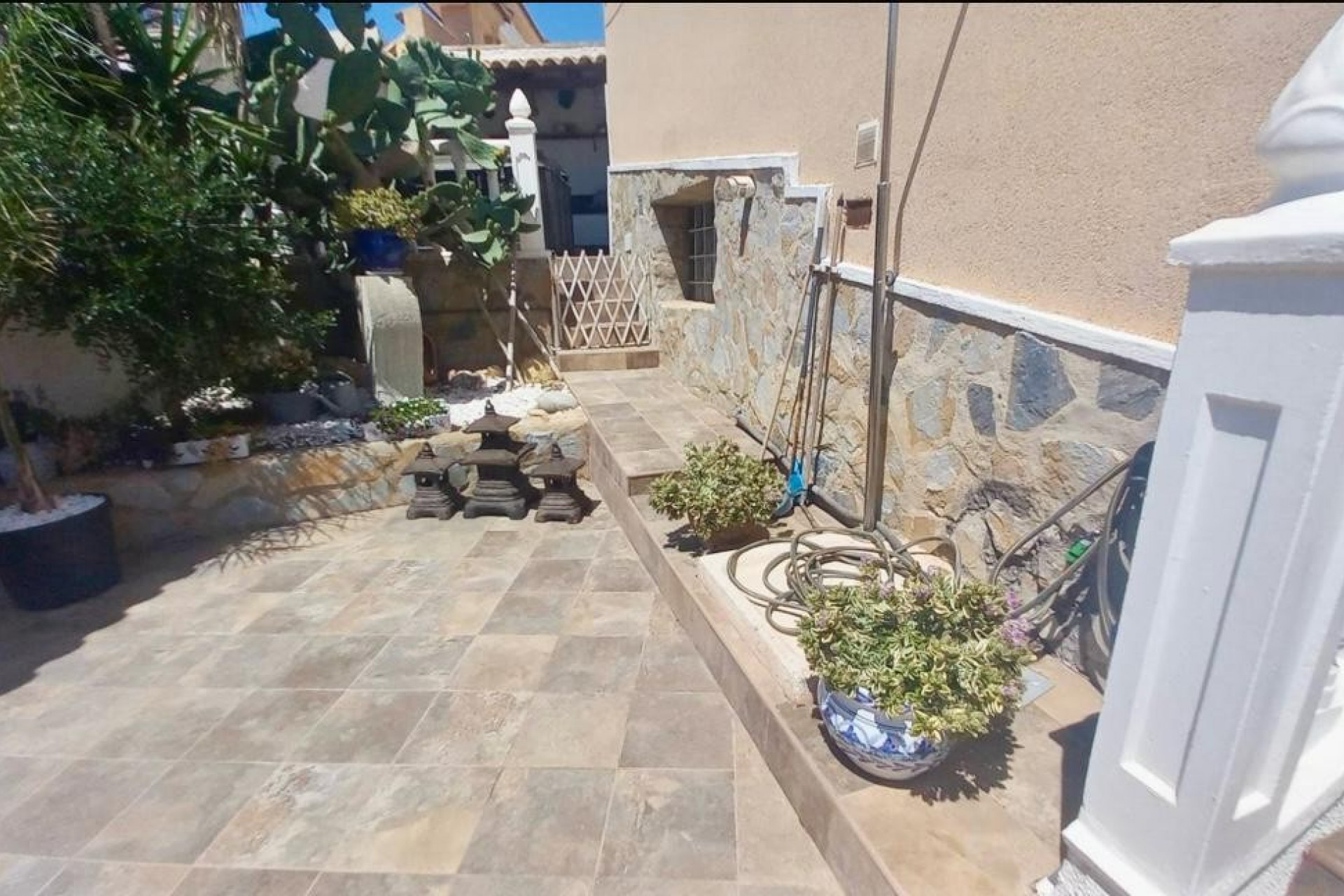 Resale - Villa -
Ciudad Quesada