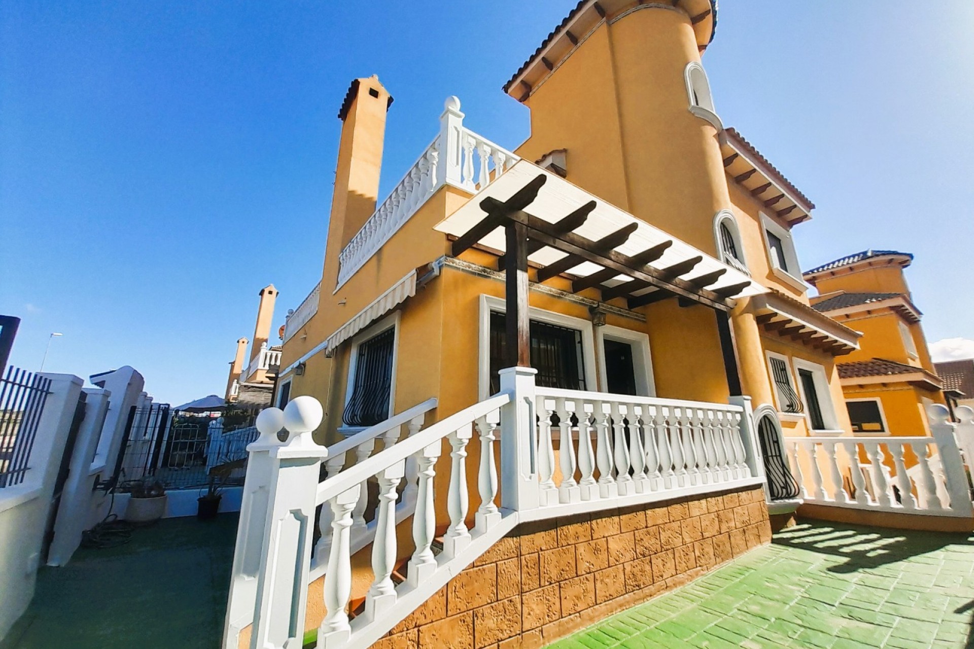 Resale - Villa -
Ciudad Quesada