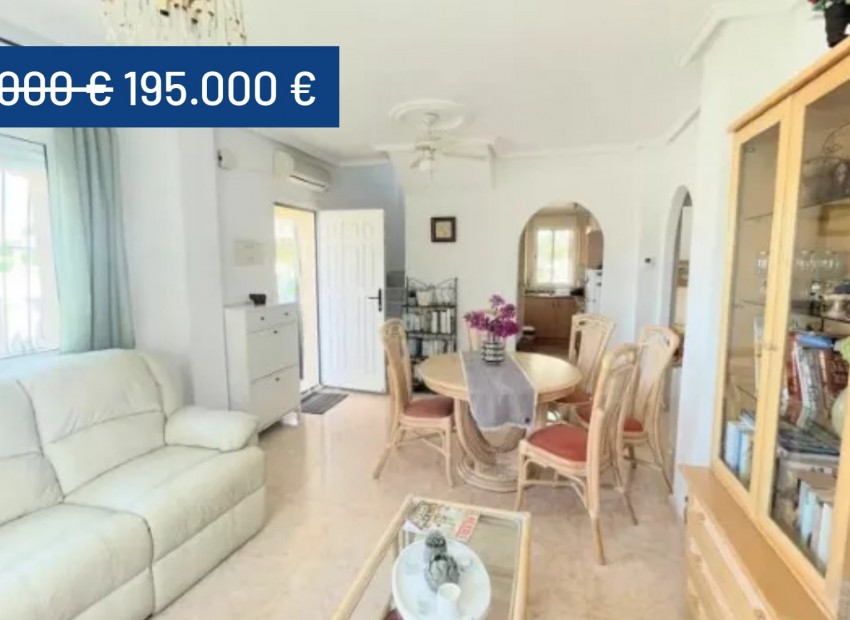 Resale - Villa -
Ciudad Quesada