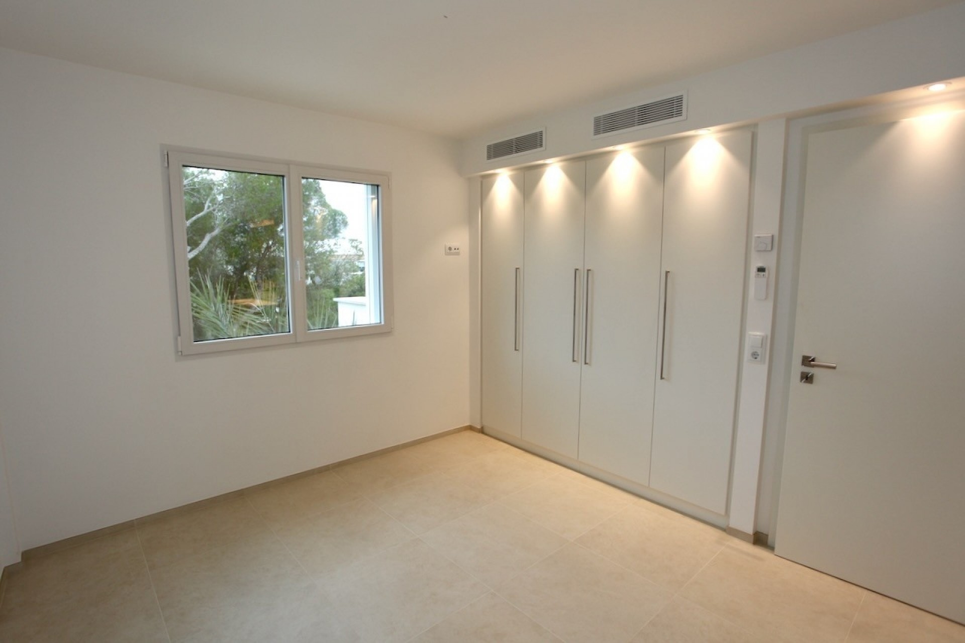 Resale - Villa -
COSTA D'EN BLANES - Calvià