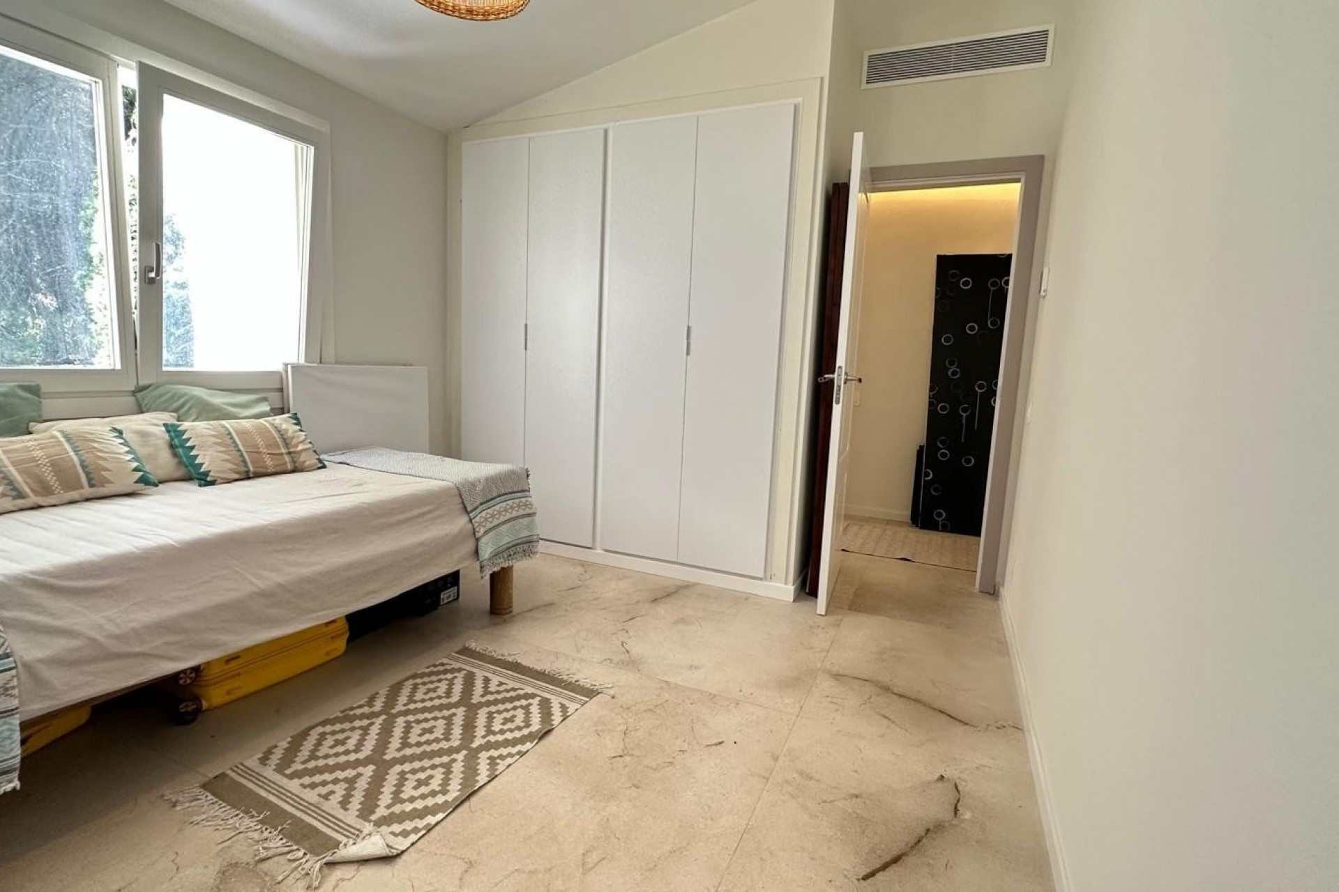 Resale - Villa -
COSTA DE LA CALMA - Calvià