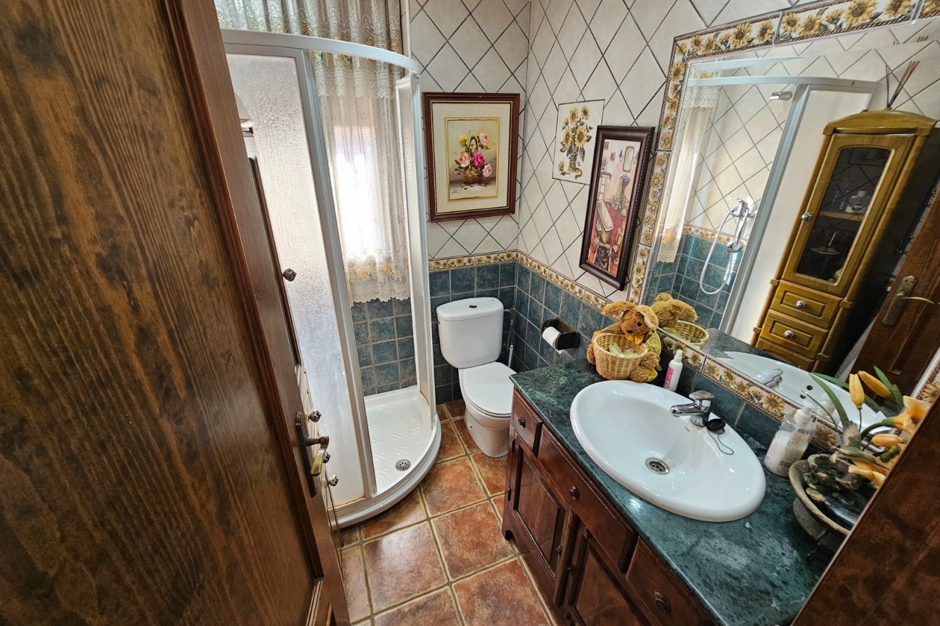 Resale - Villa -
Daya Nueva