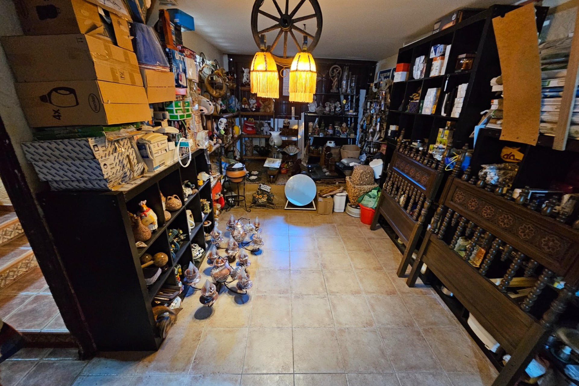 Resale - Villa -
Daya Nueva