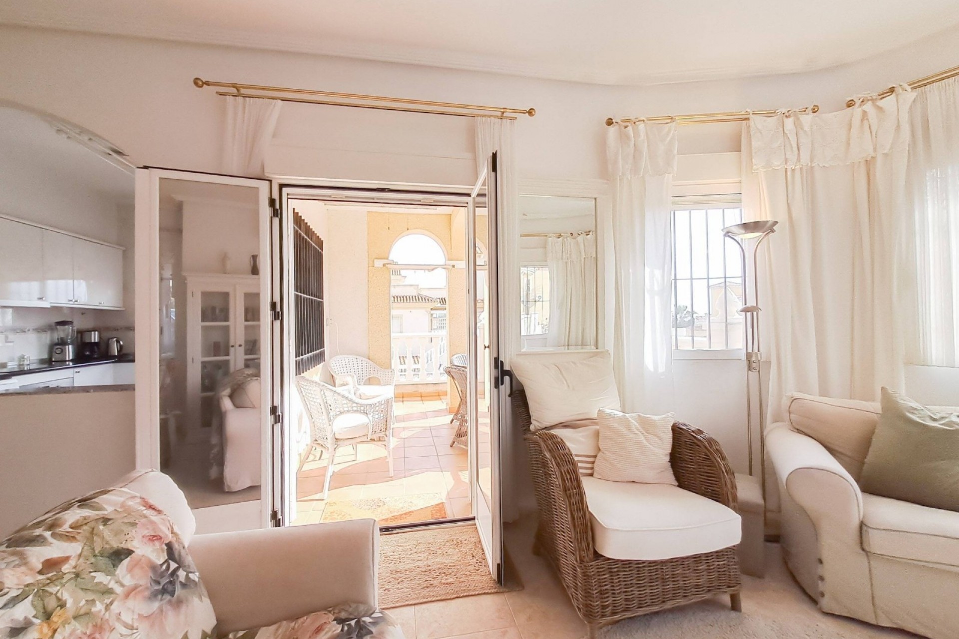 Resale - Villa -
Dehesa de Campoamor