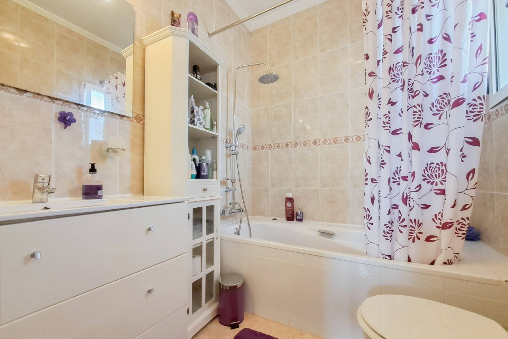 Resale - Villa -
Dehesa de Campoamor