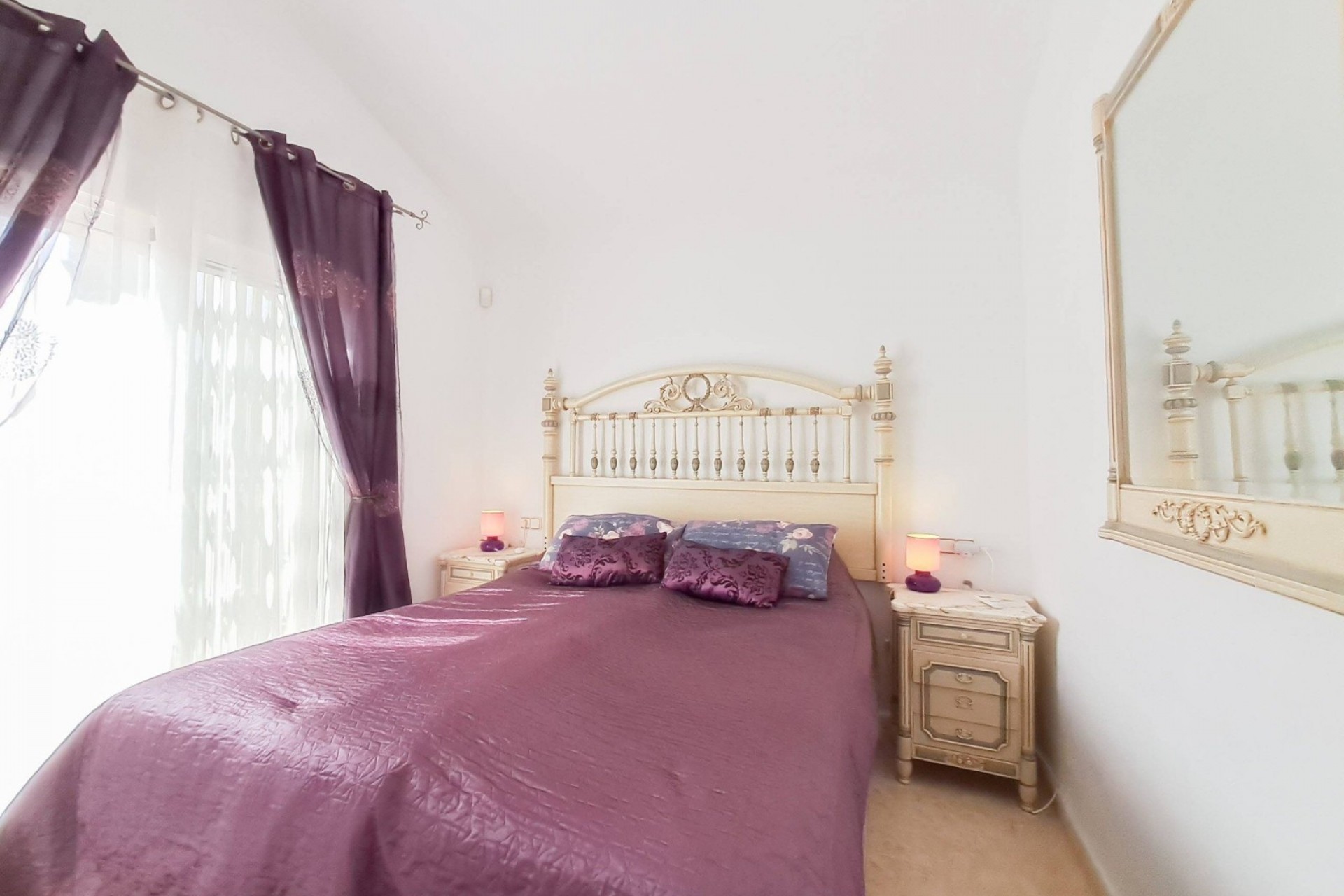 Resale - Villa -
Dehesa de Campoamor