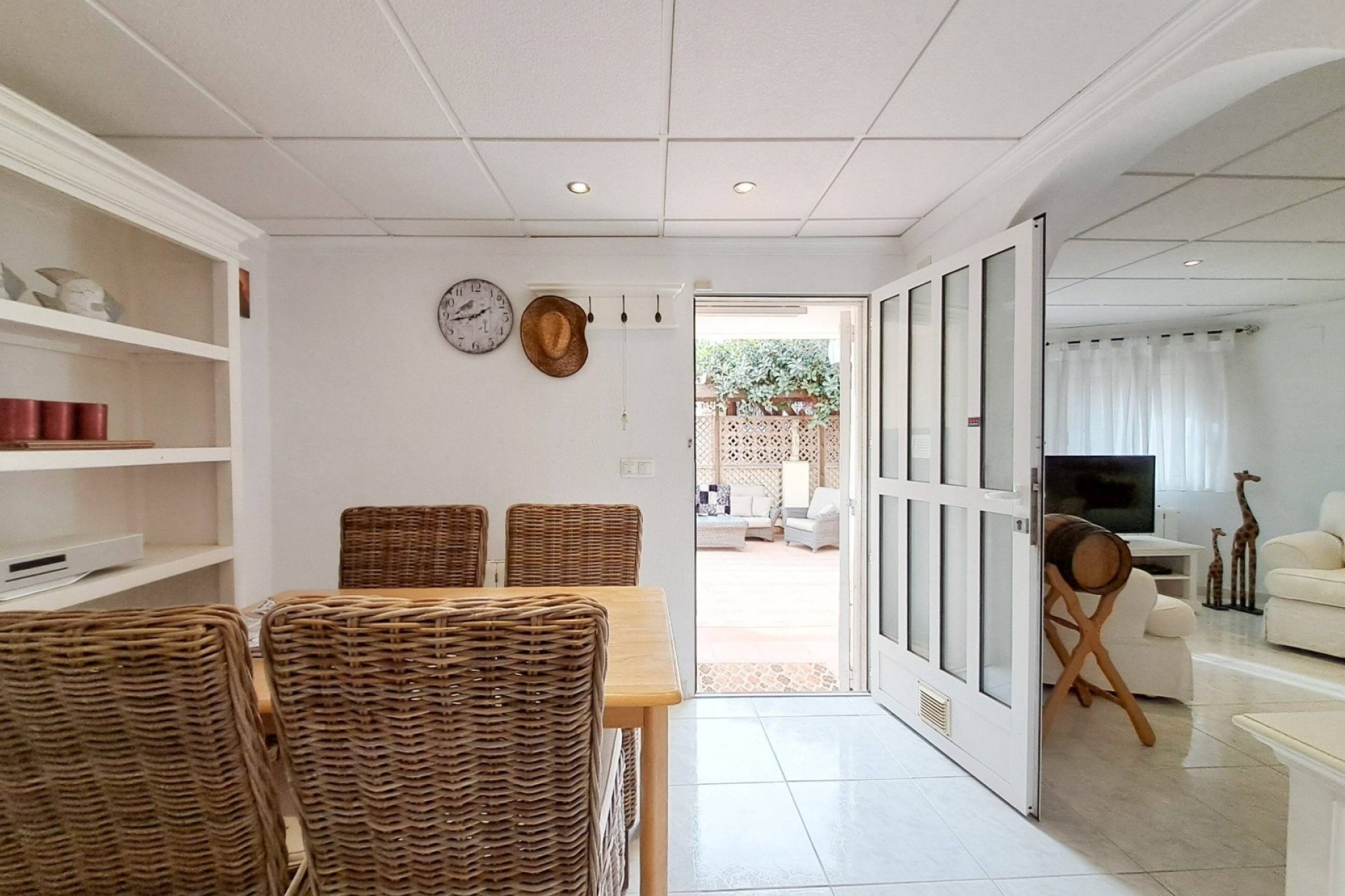Resale - Villa -
Dehesa de Campoamor