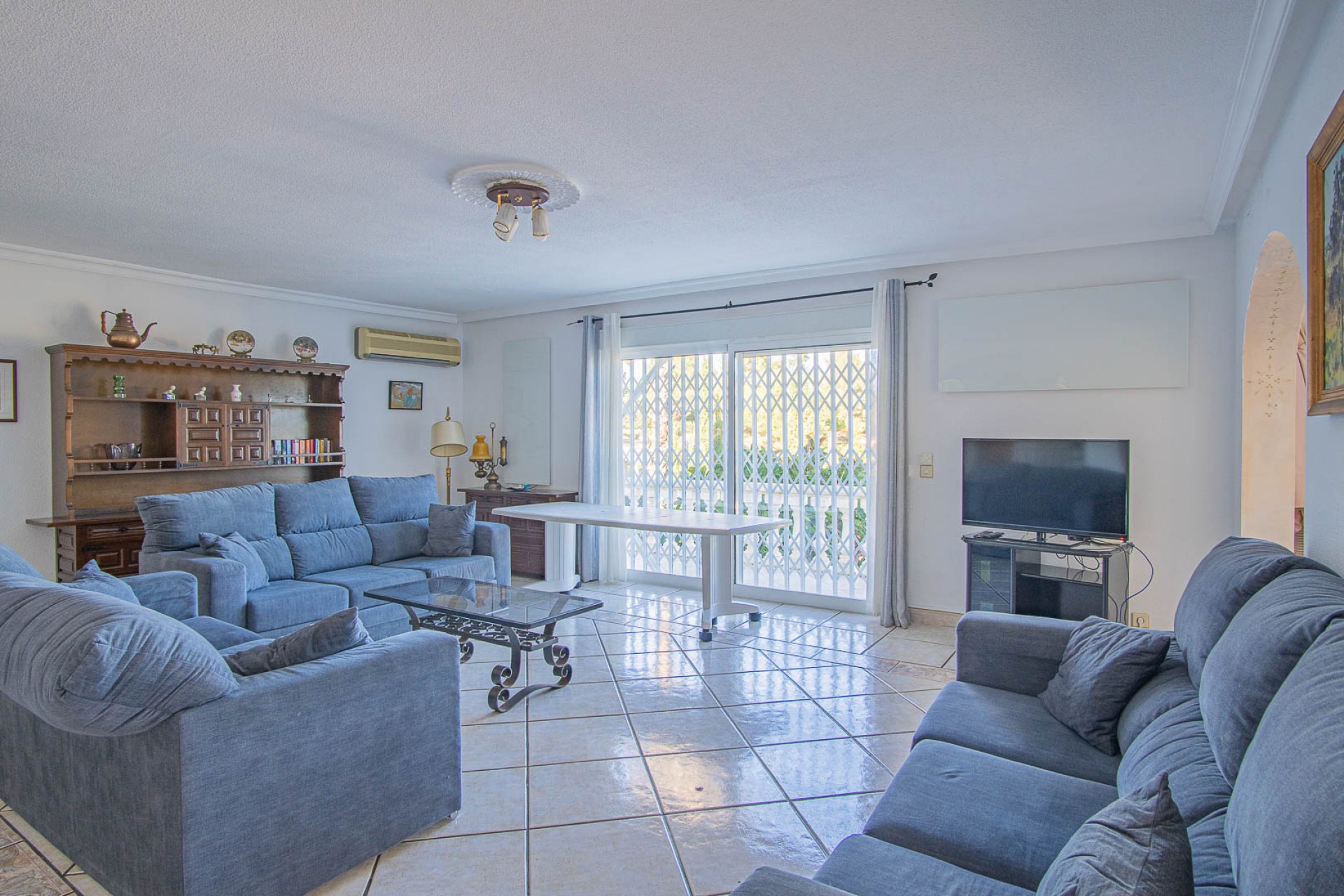 Resale - Villa -
Denia - Altomira