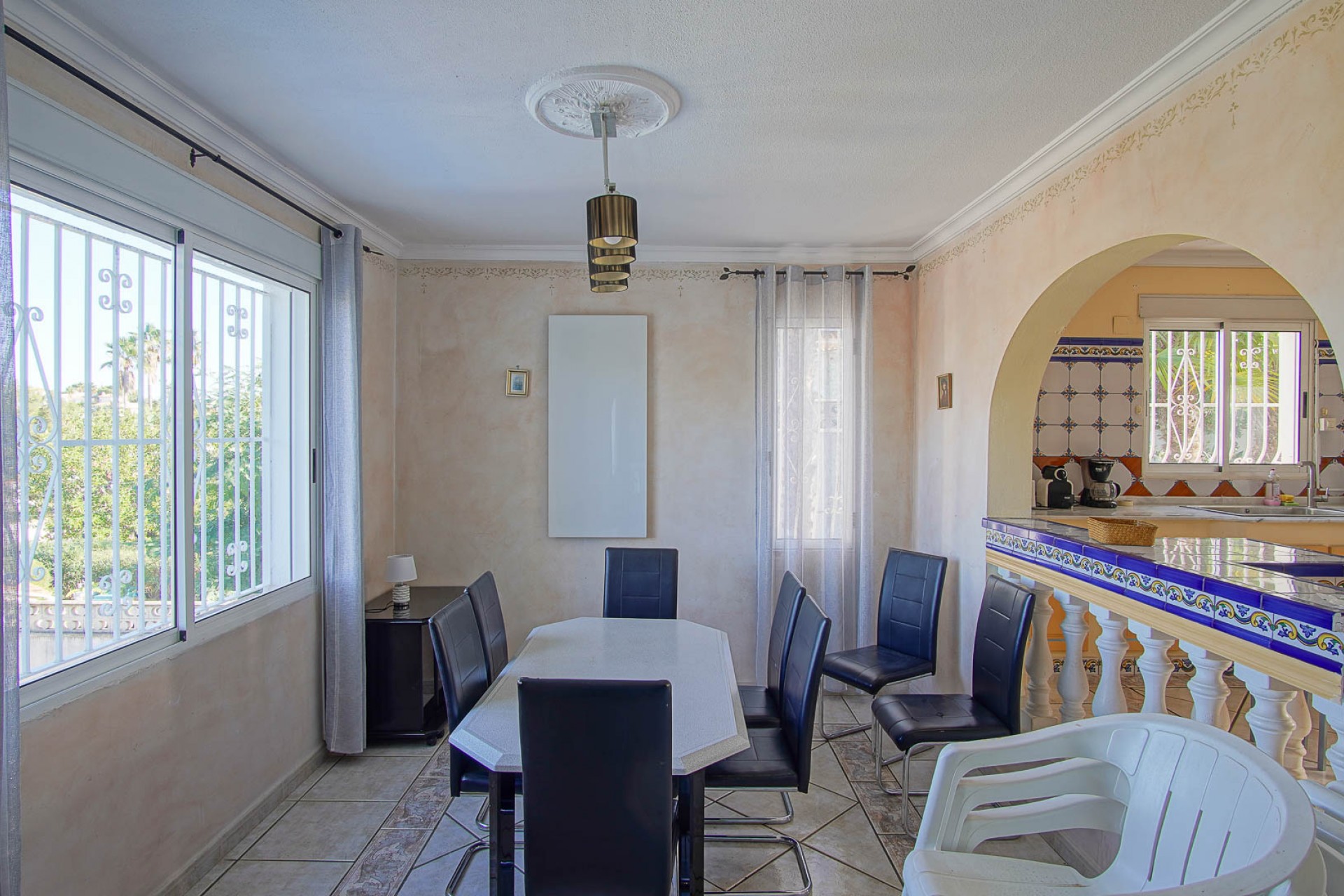 Resale - Villa -
Denia - Altomira