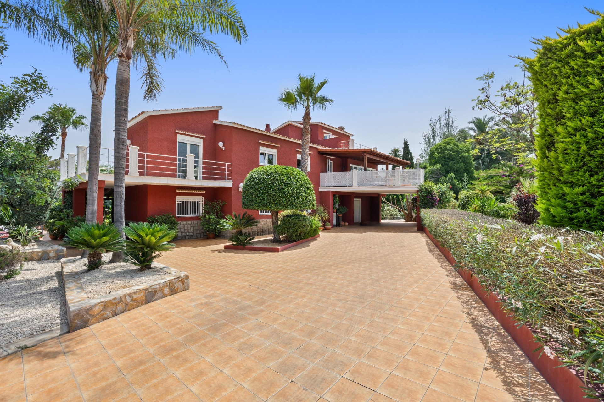 Resale - Villa -
Denia - El Puerto