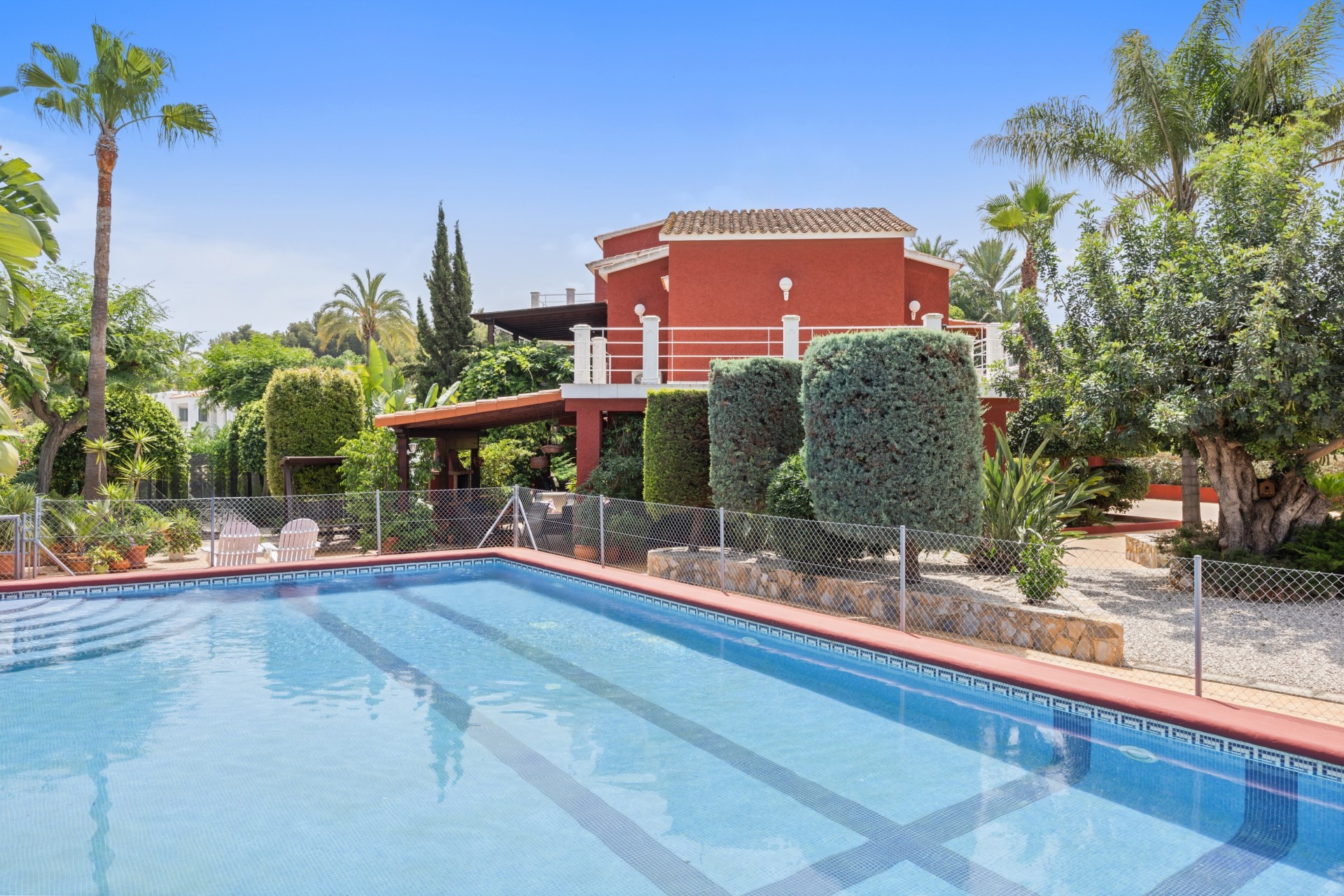 Resale - Villa -
Denia - El Puerto