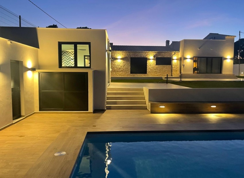 Resale - Villa -
Denia - La Xara - La Sella
