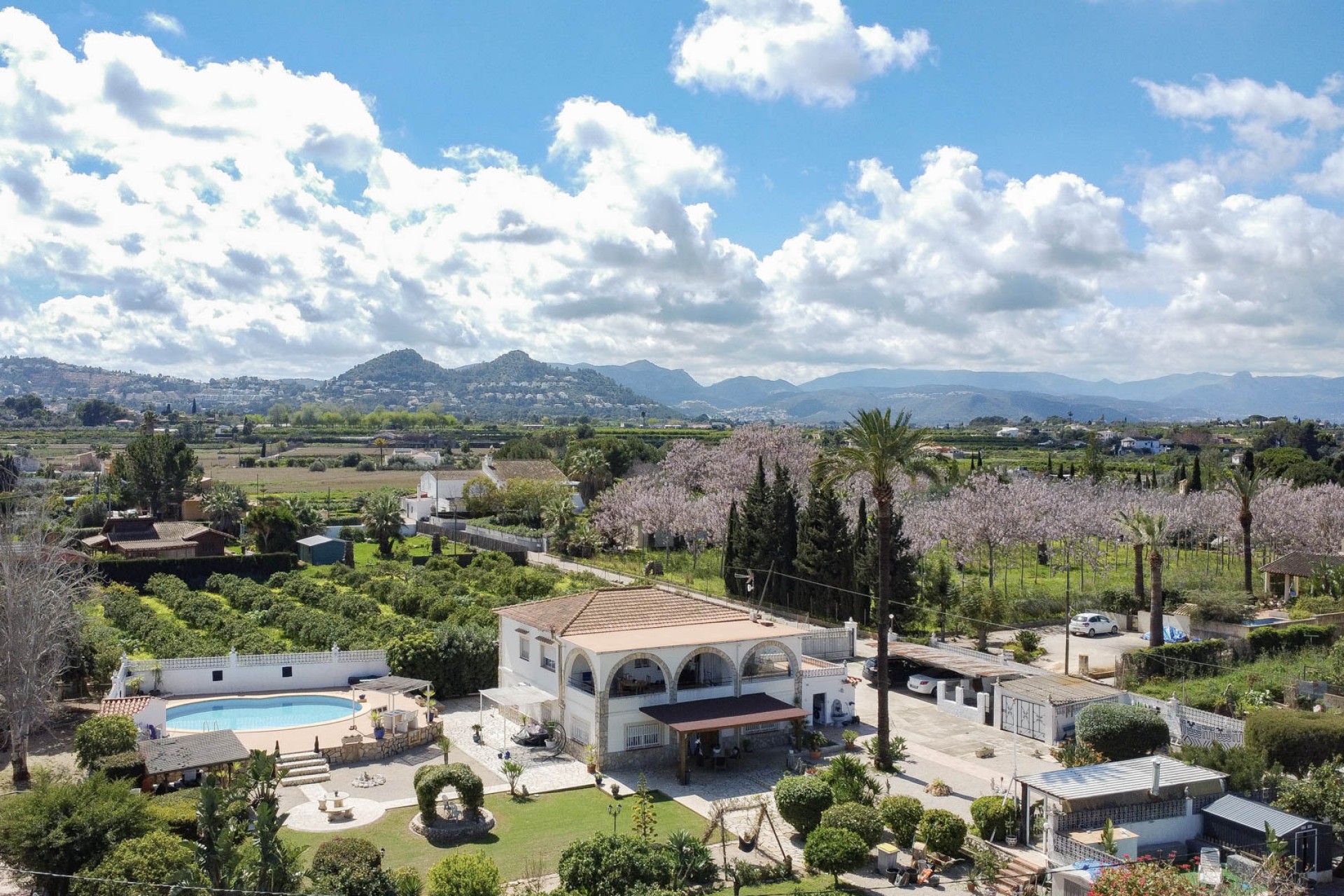 Resale - Villa -
Denia - La Xara