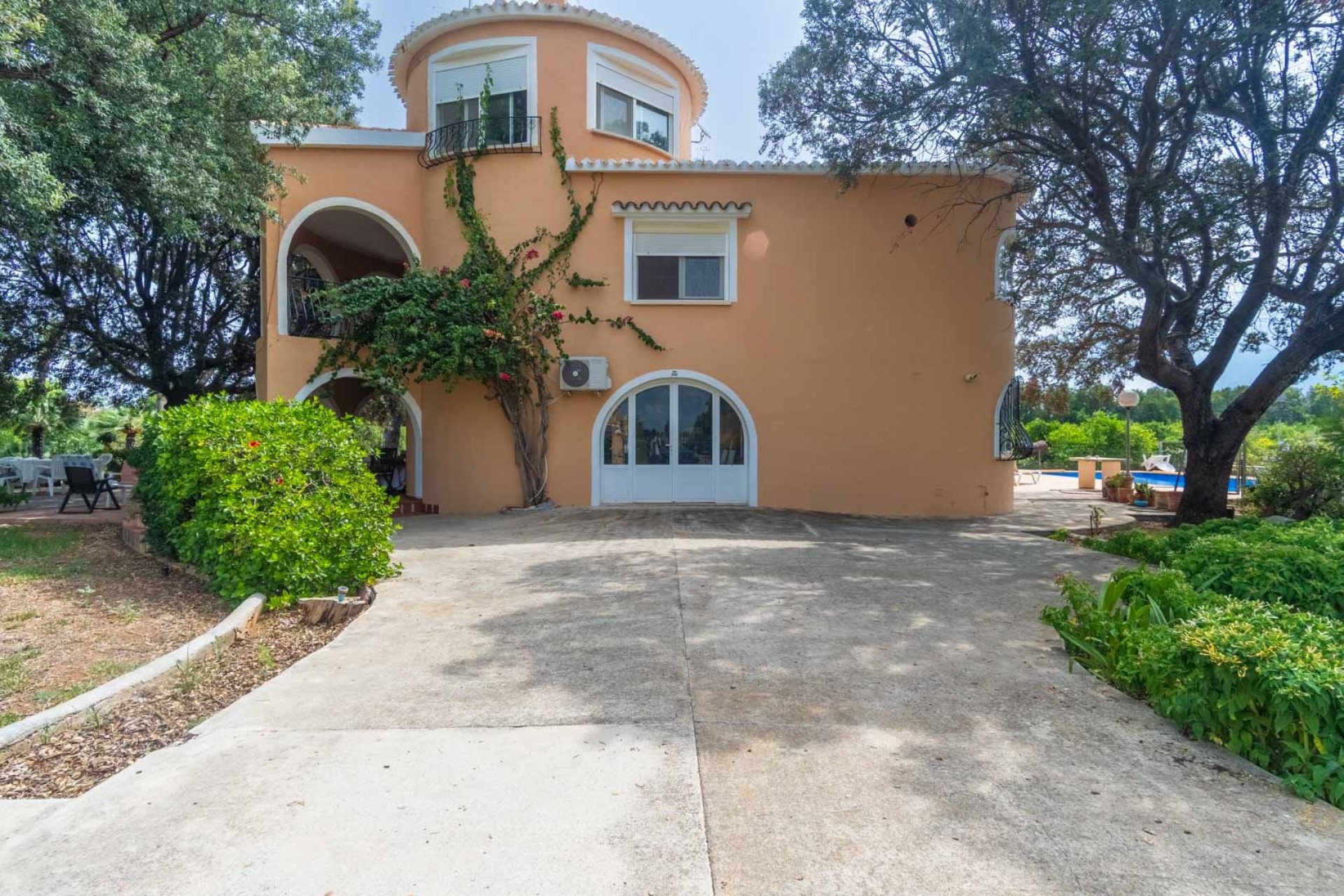 Resale - Villa -
Denia - Las Marinas