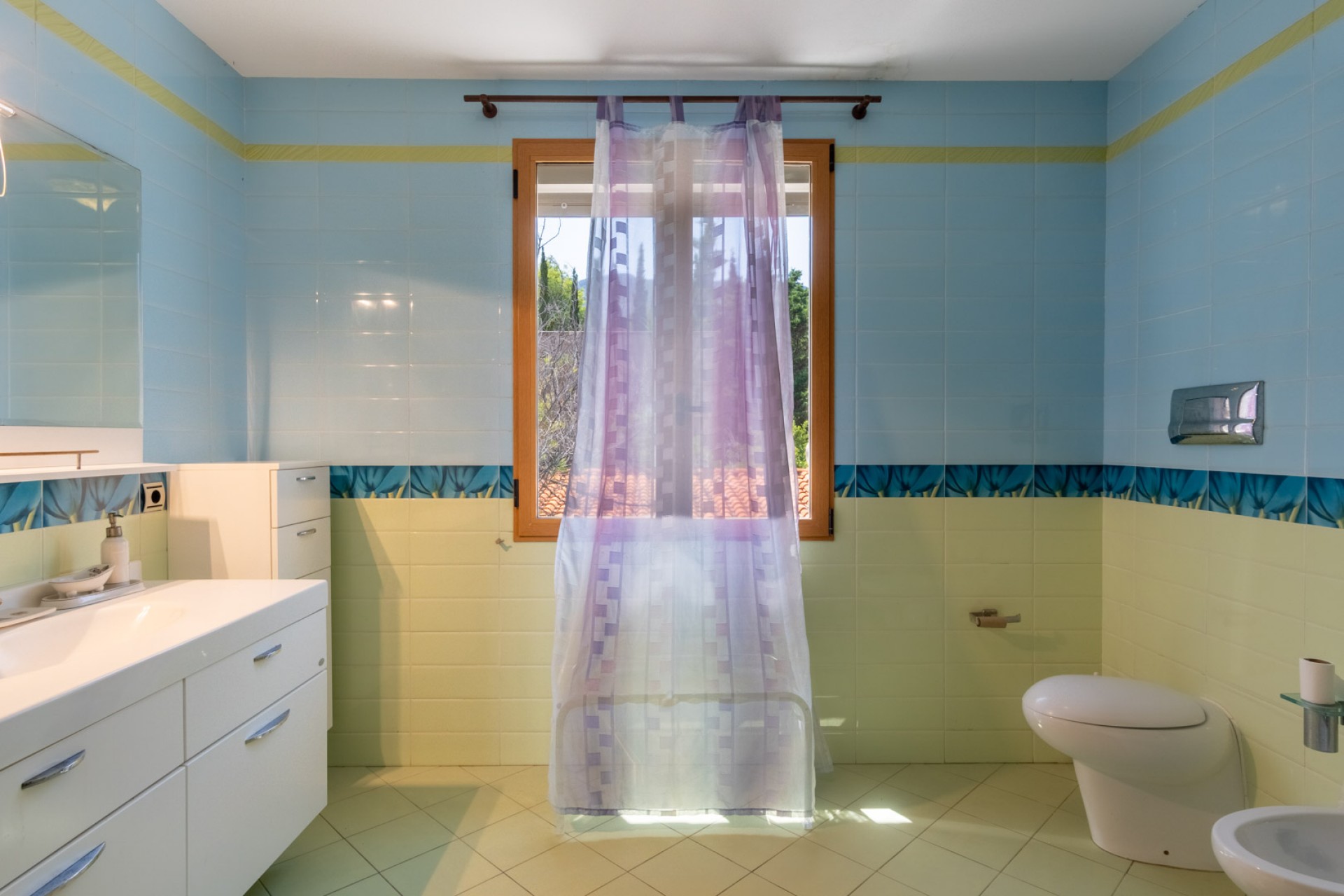 Resale - Villa -
Denia - Las Rotas
