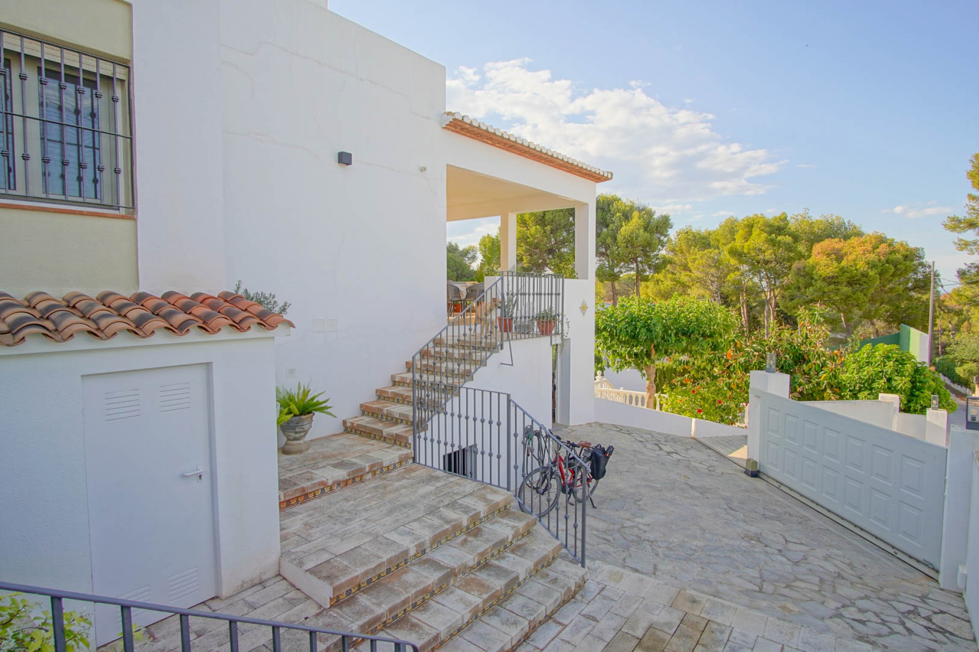 Resale - Villa -
Denia - Las Rotas