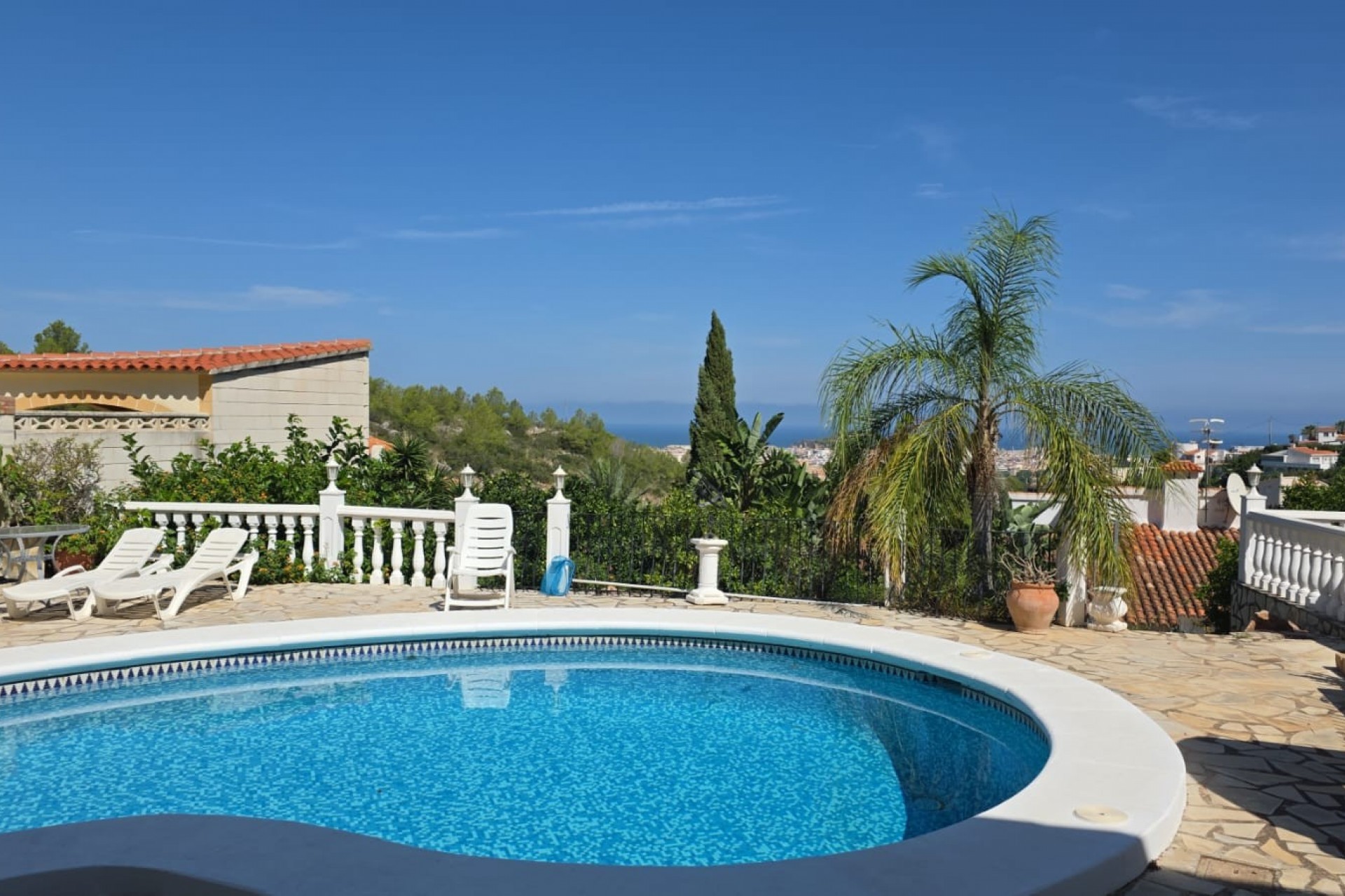 Resale - Villa -
Denia - Montgó