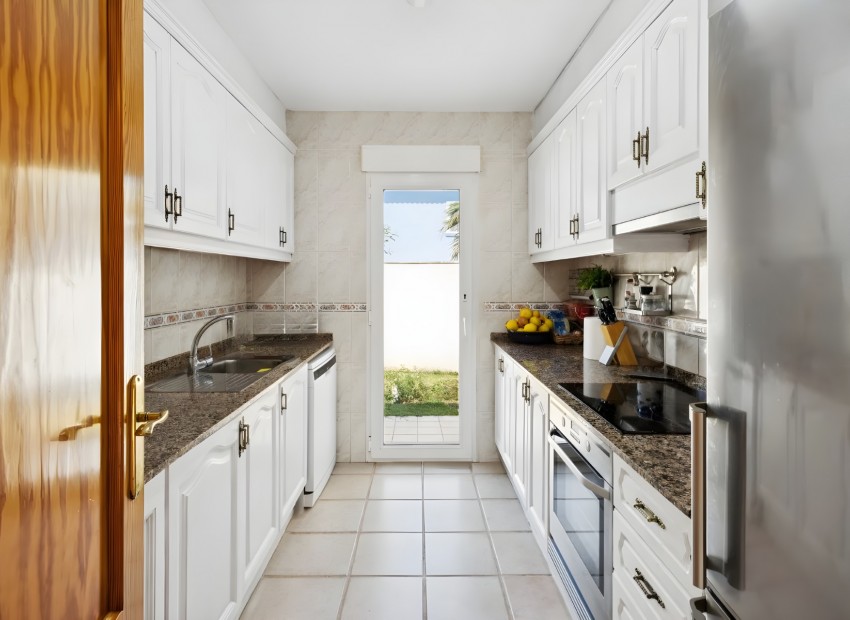 Resale - Villa -
Denia - Tossal Gross