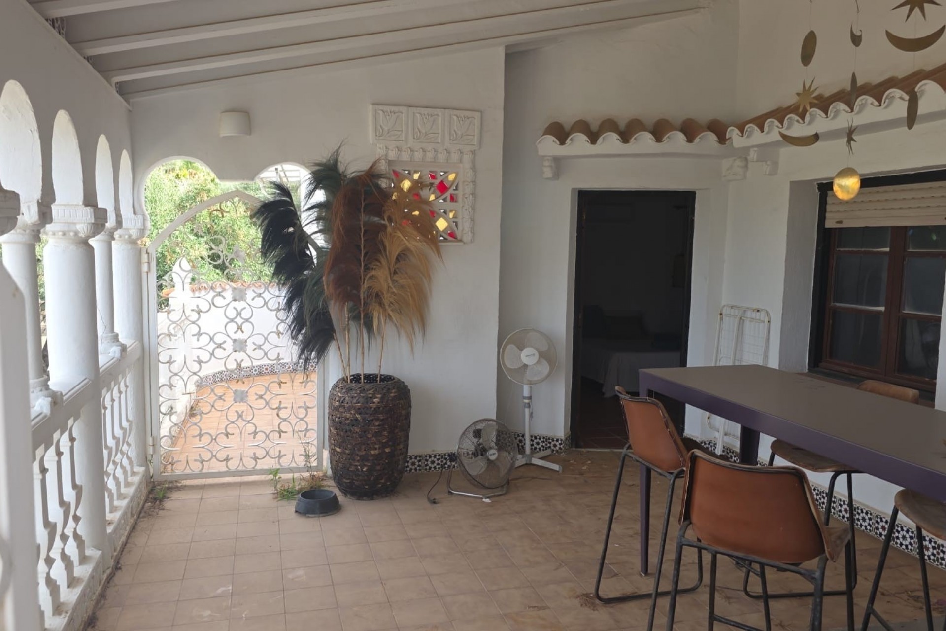 Resale - Villa -
Denia