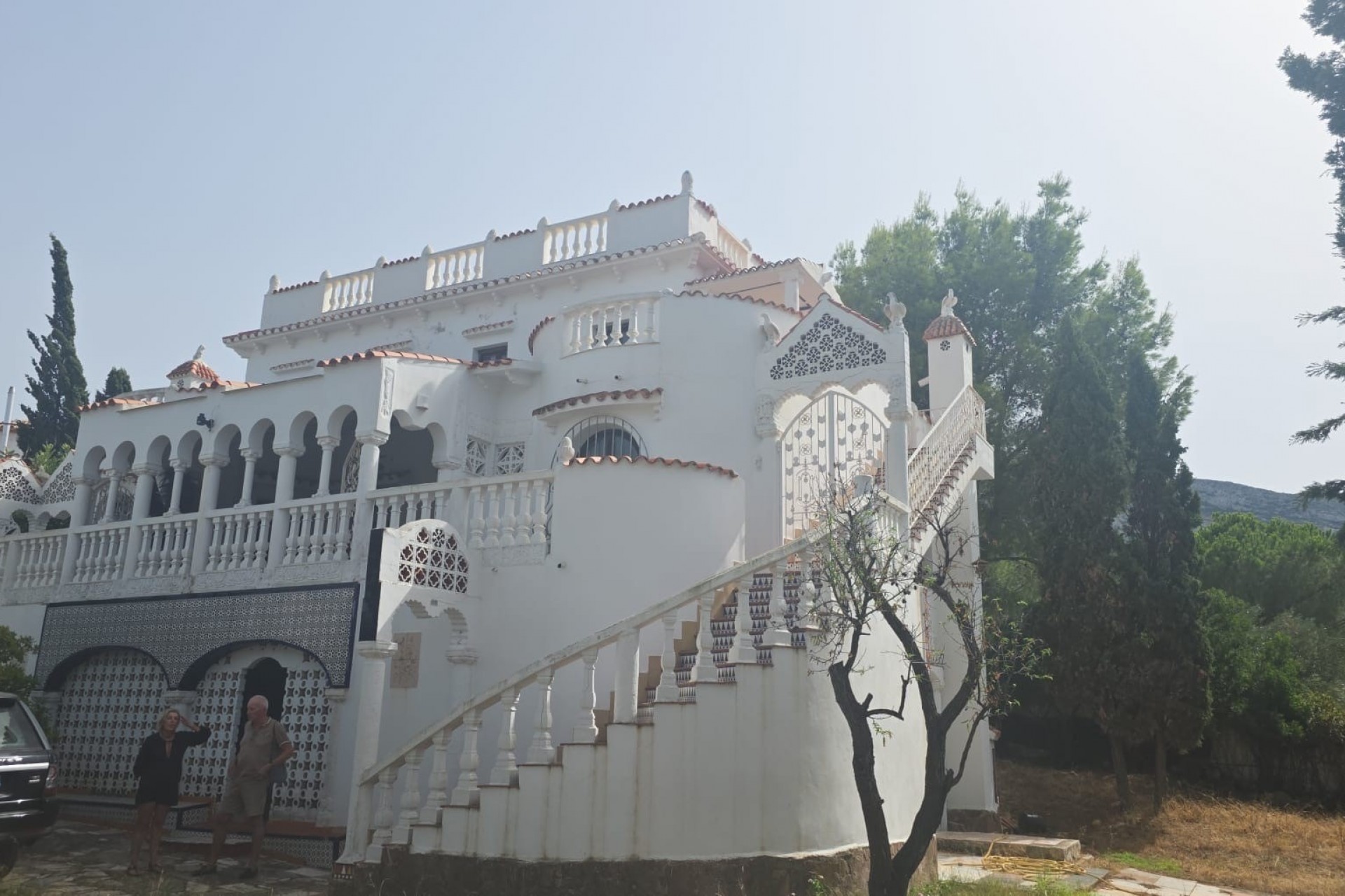 Resale - Villa -
Denia