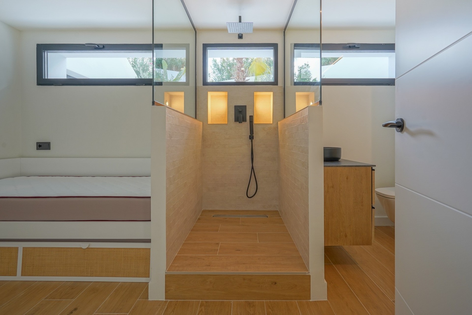 Resale - Villa -
Denia