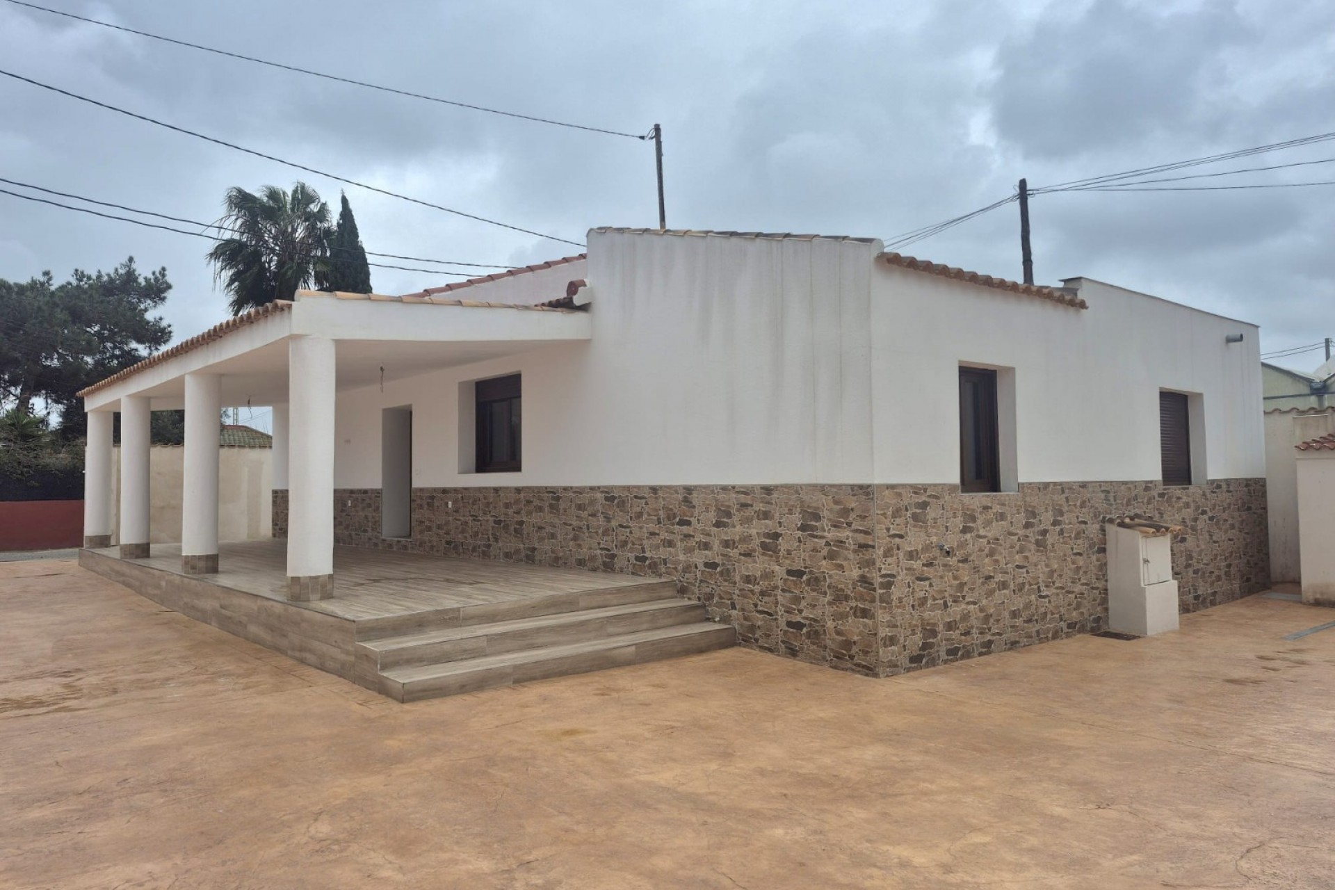 Resale - Villa -
Dolores