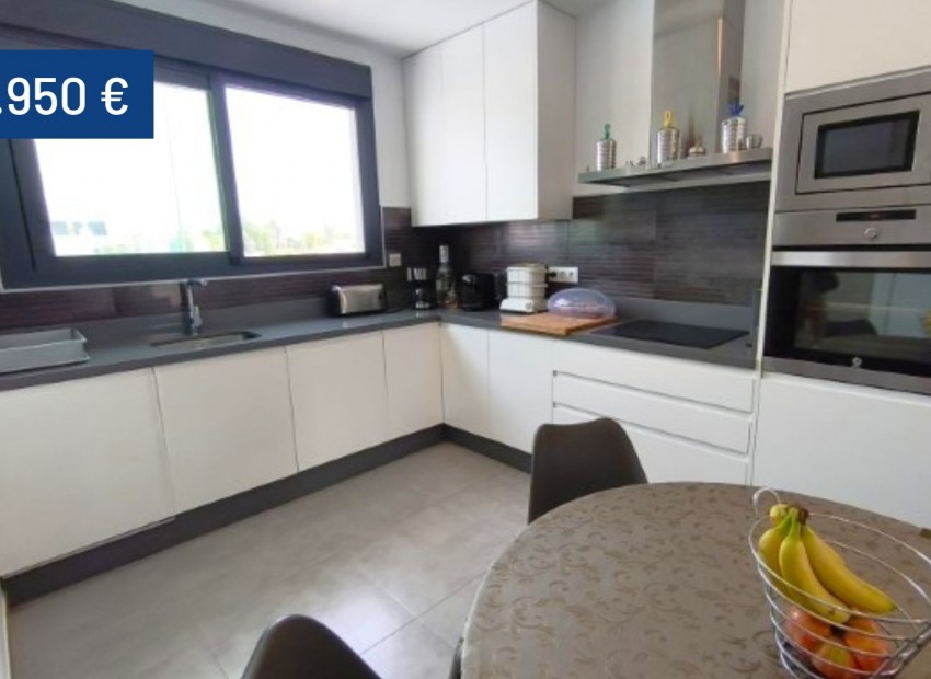 Resale - Villa -
Dolores